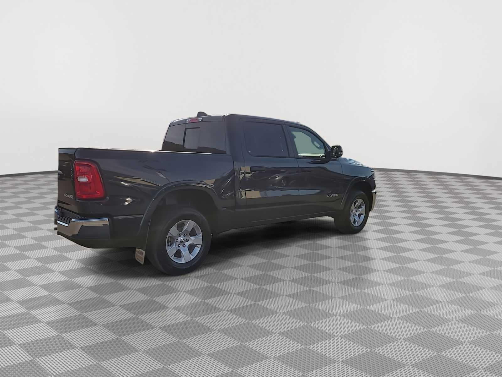Thumbnail: 2025 RAM 1500 - 8