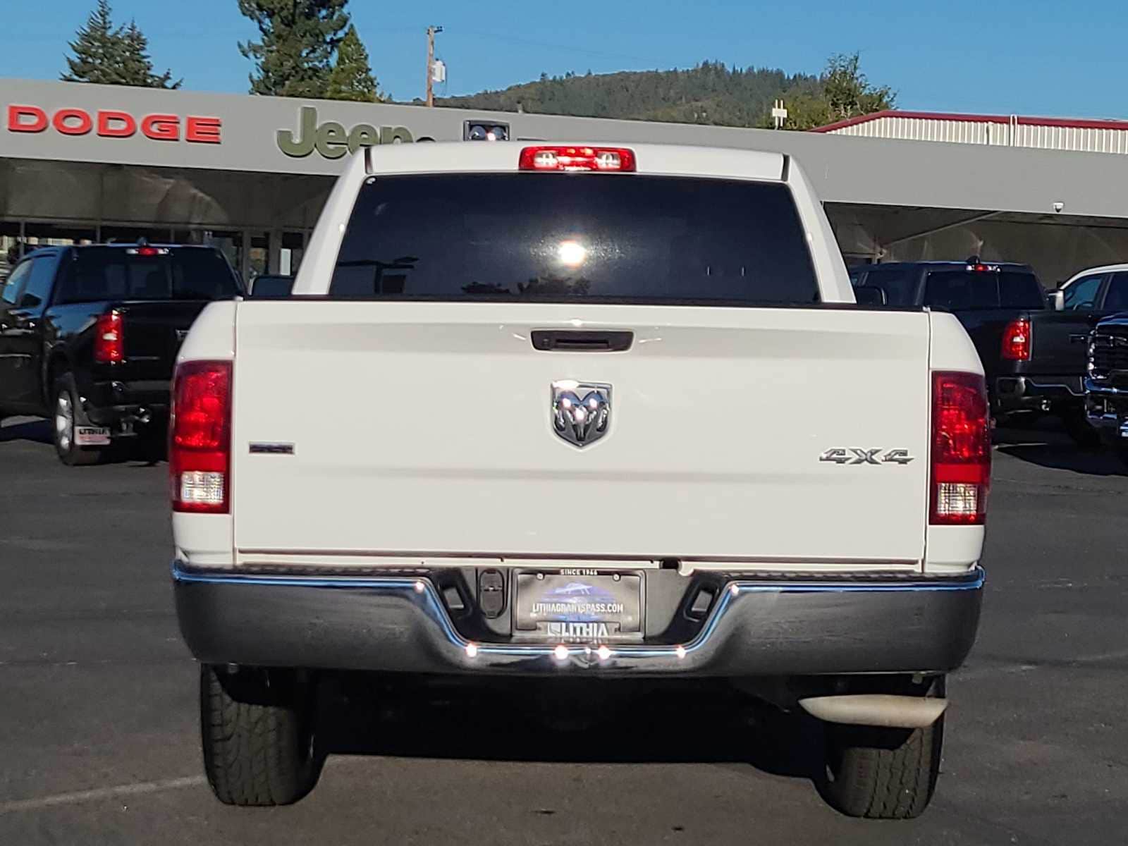 Thumbnail: 2024 RAM 1500 Classic - 13