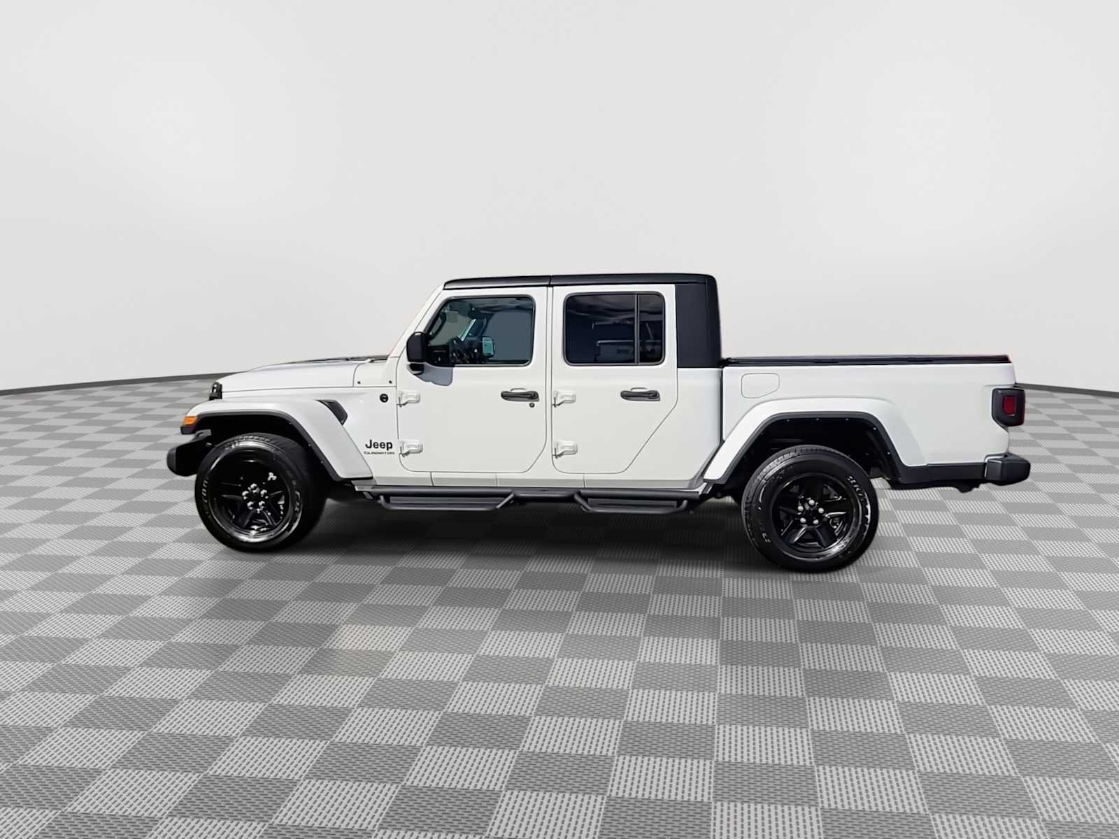 Thumbnail: 2021 Jeep Gladiator - 5