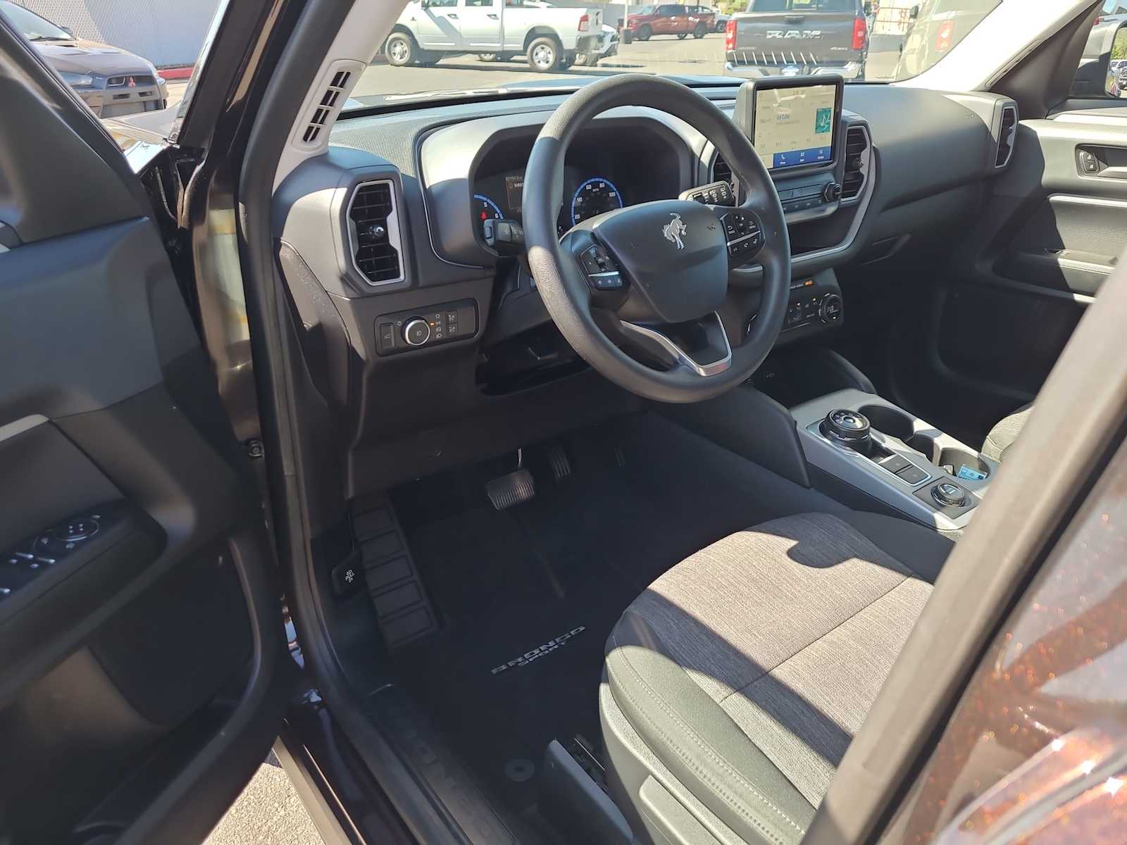 Thumbnail: 2021 Ford Bronco Sport - 10