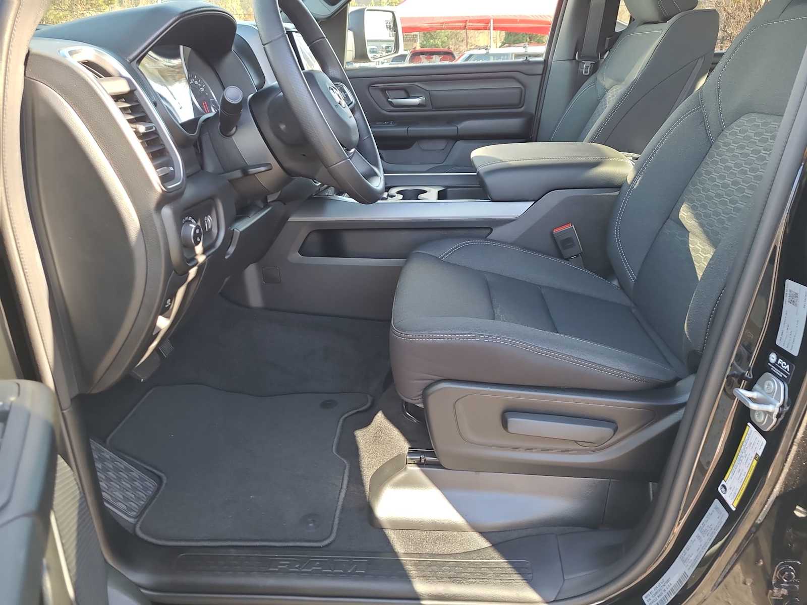 Thumbnail: 2026 RAM 1500 - 19