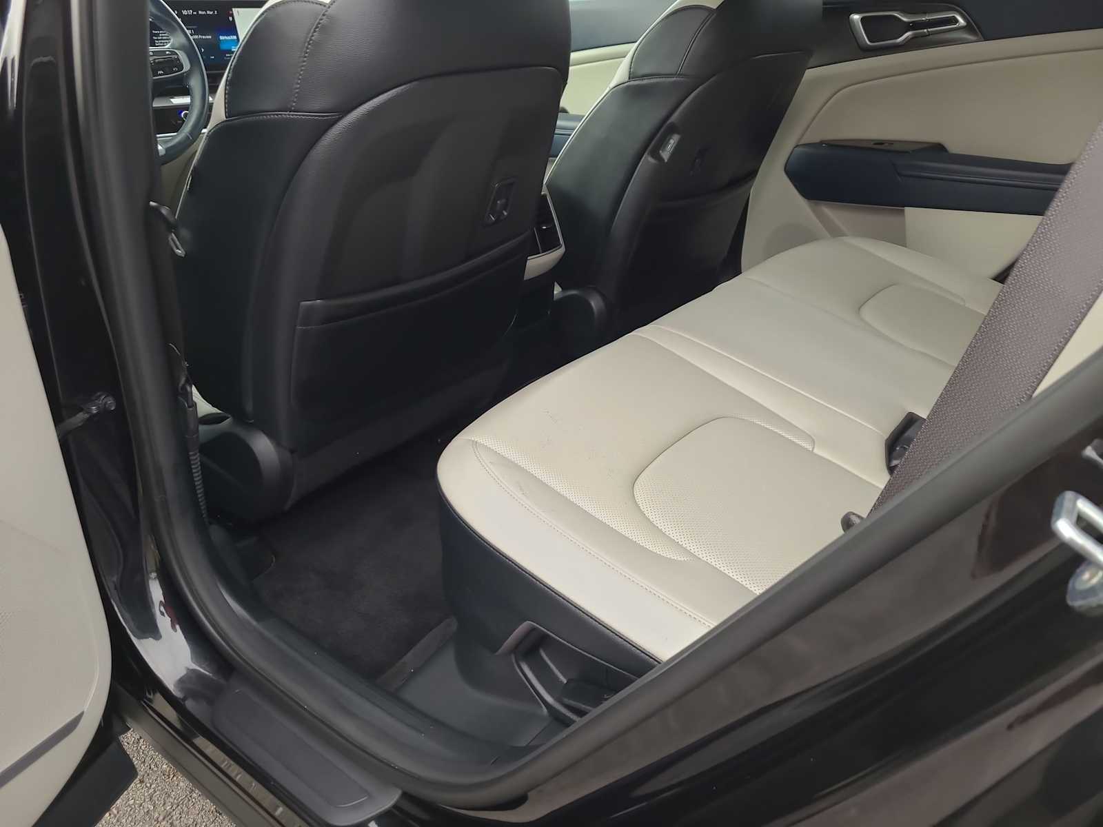 Thumbnail: 2023 Kia Sportage - 20