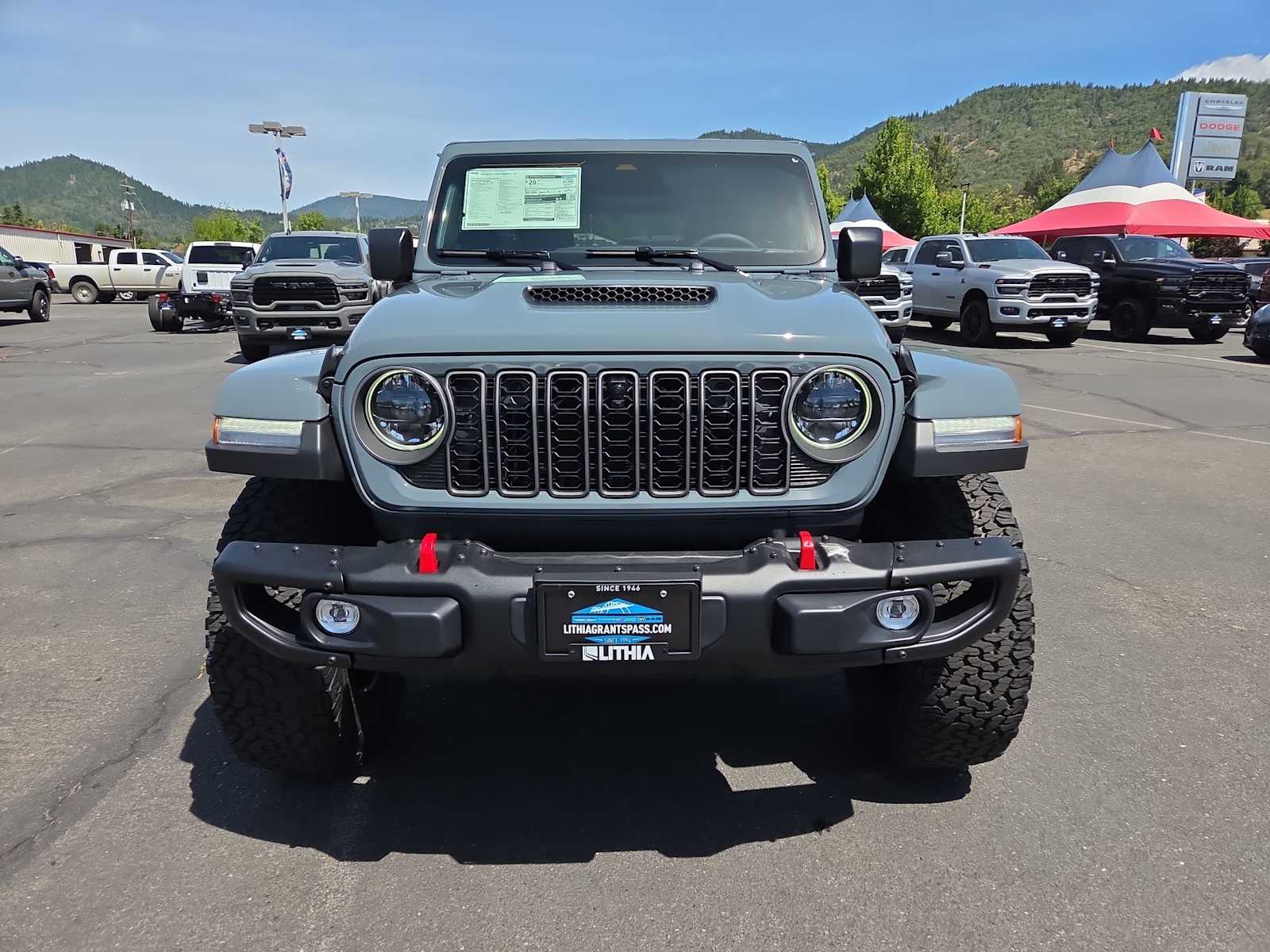 Thumbnail: 2026 Jeep Wrangler - 14
