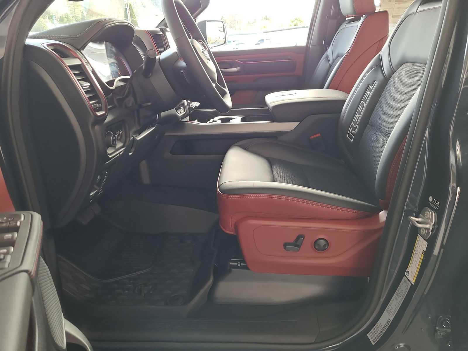 Thumbnail: 2026 RAM 1500 - 19