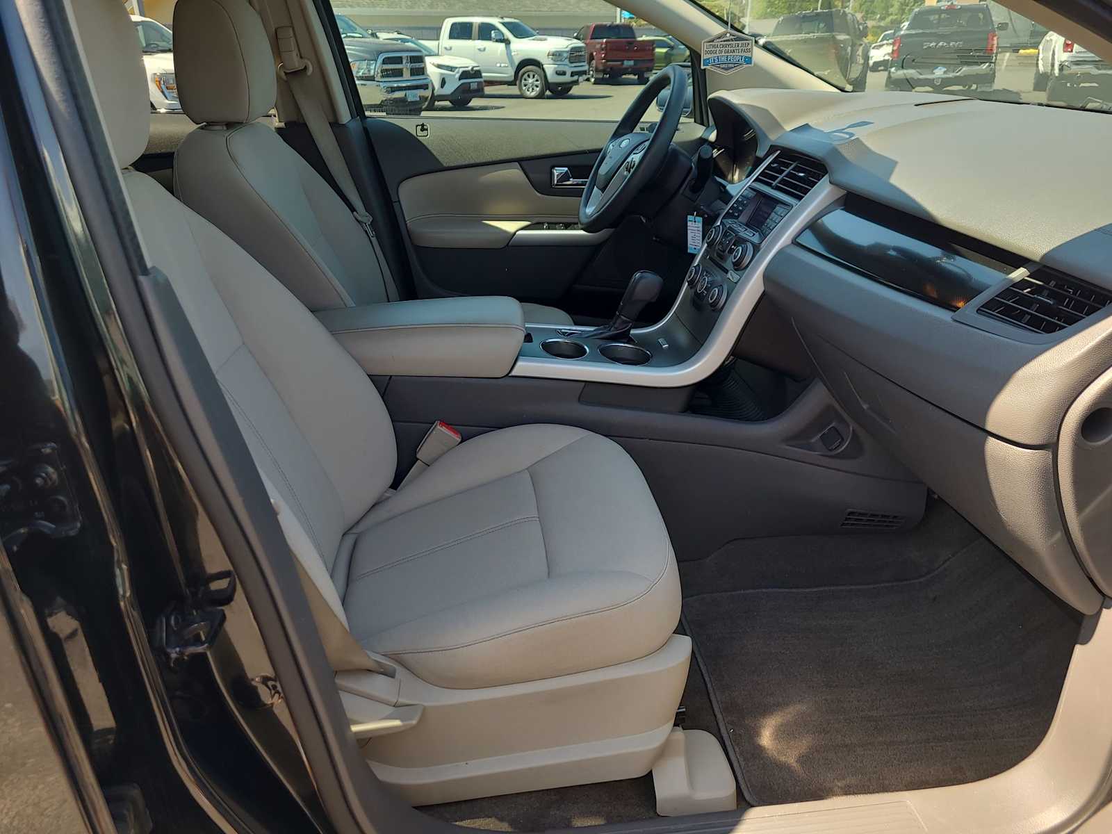 Thumbnail: 2014 Ford Edge - 22