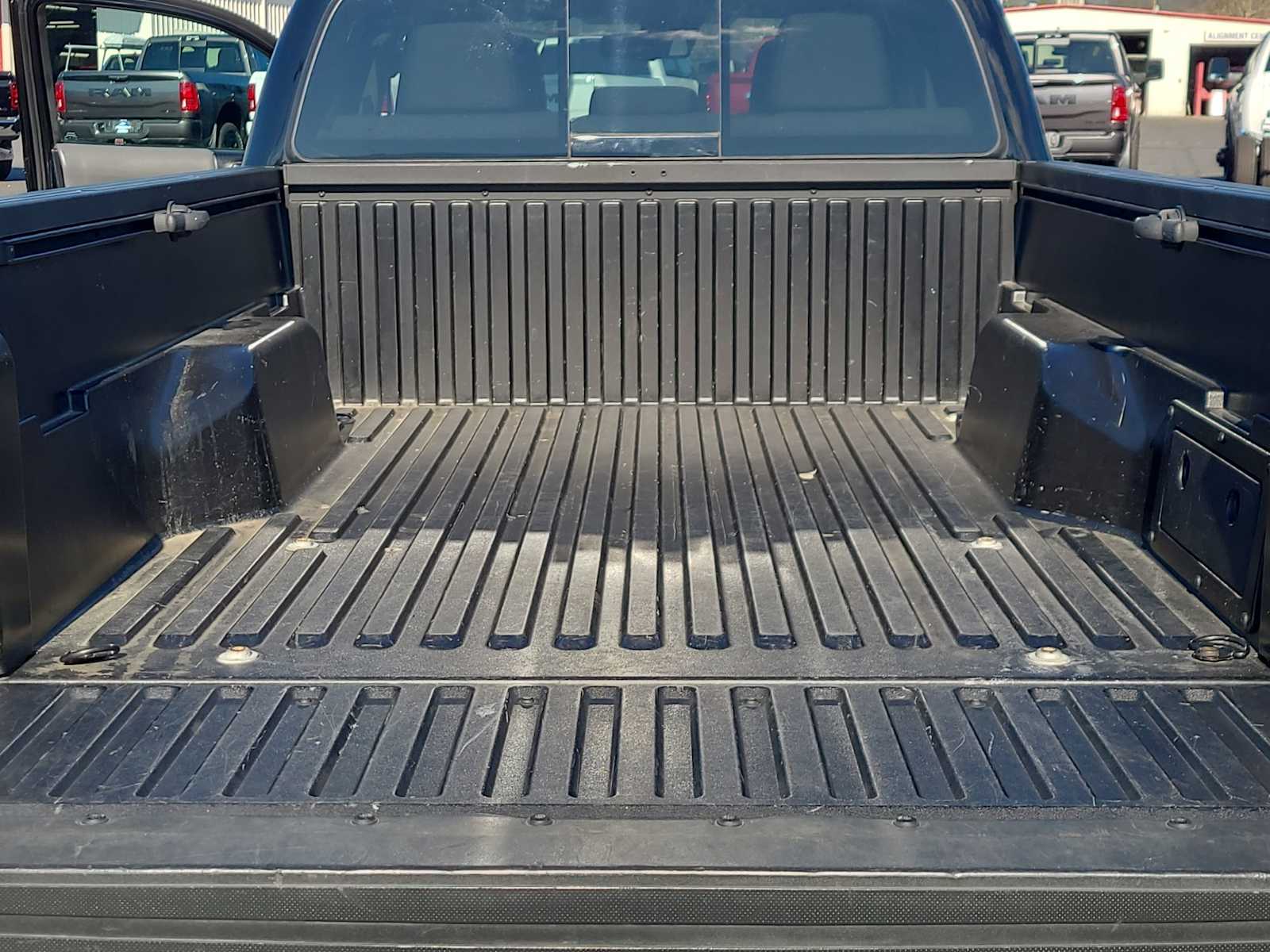 Thumbnail: 2022 Toyota Tacoma - 27