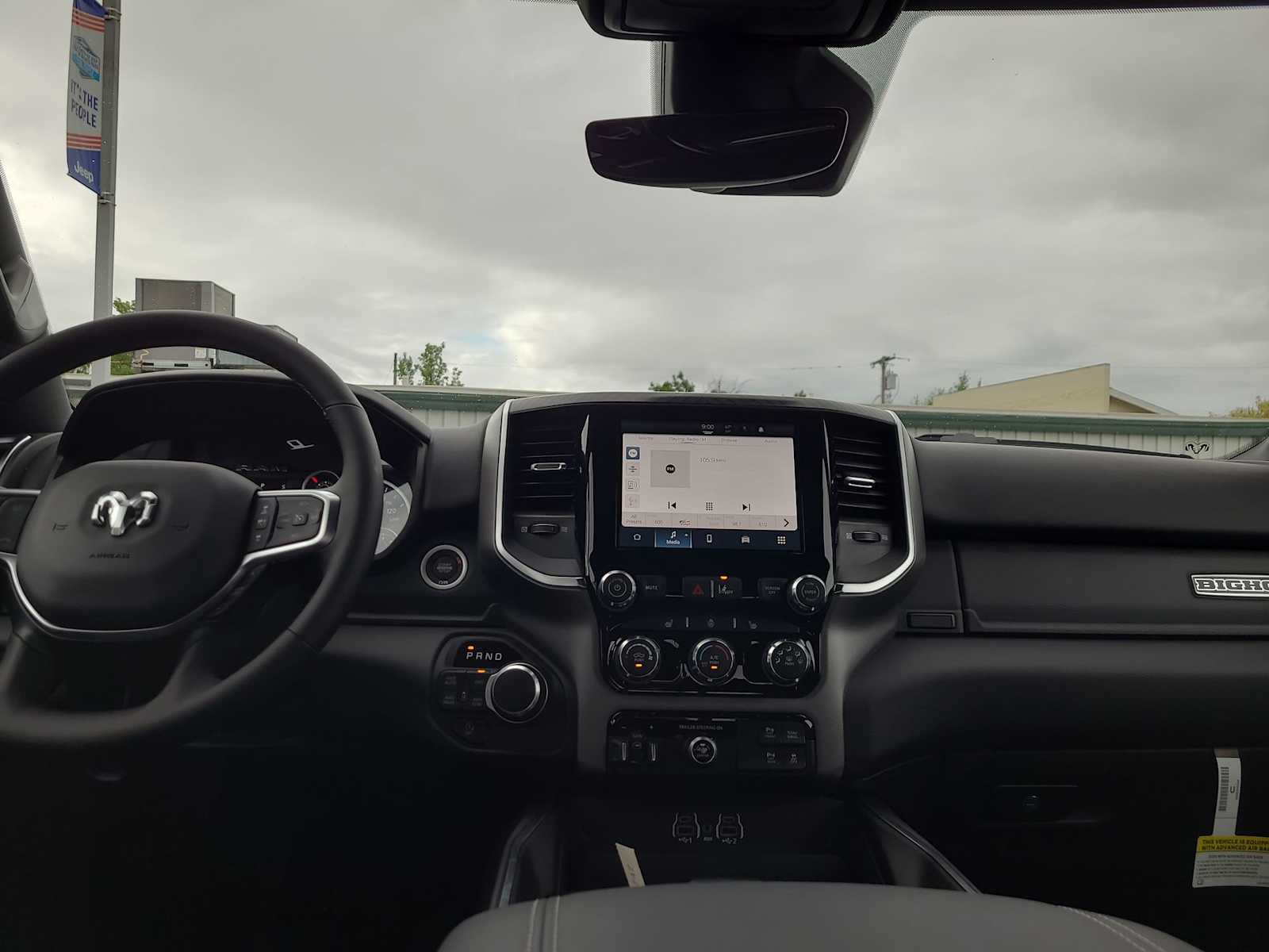 Thumbnail: 2025 RAM 1500 - 18