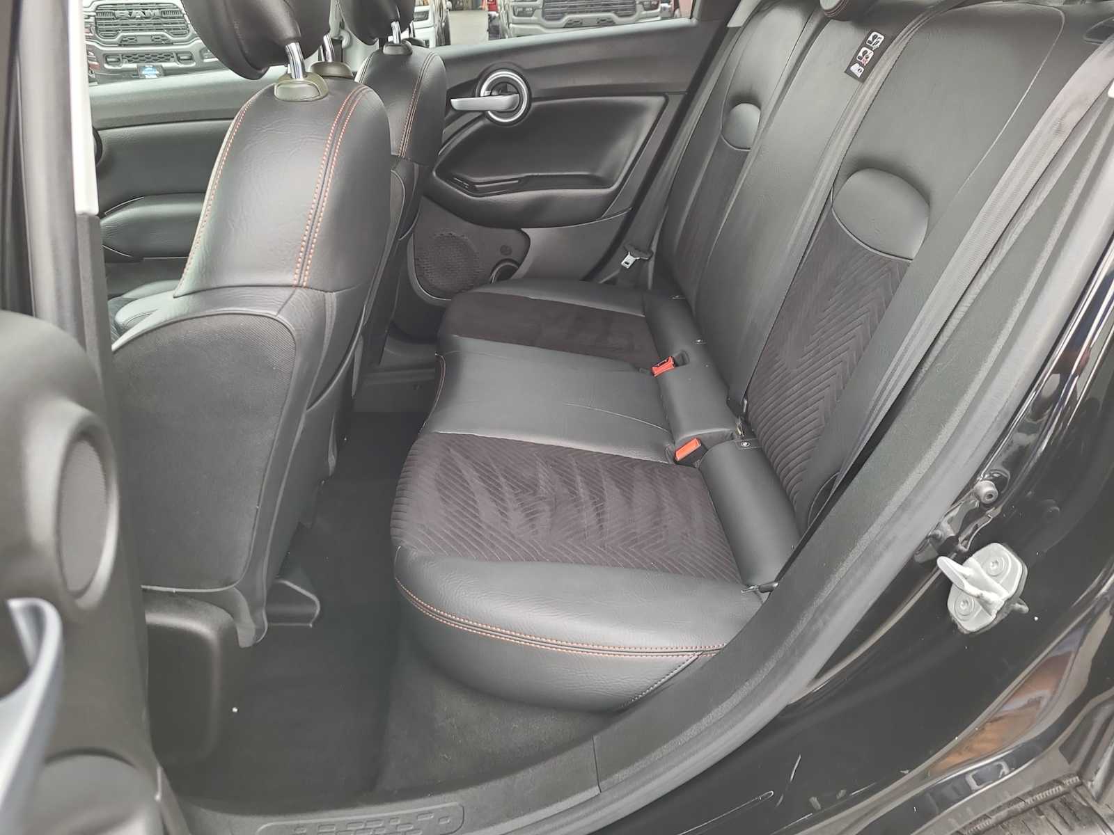 Thumbnail: 2017 Fiat 500X - 21