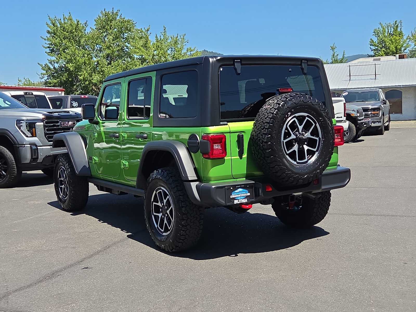 Thumbnail: 2026 Jeep Wrangler - 12