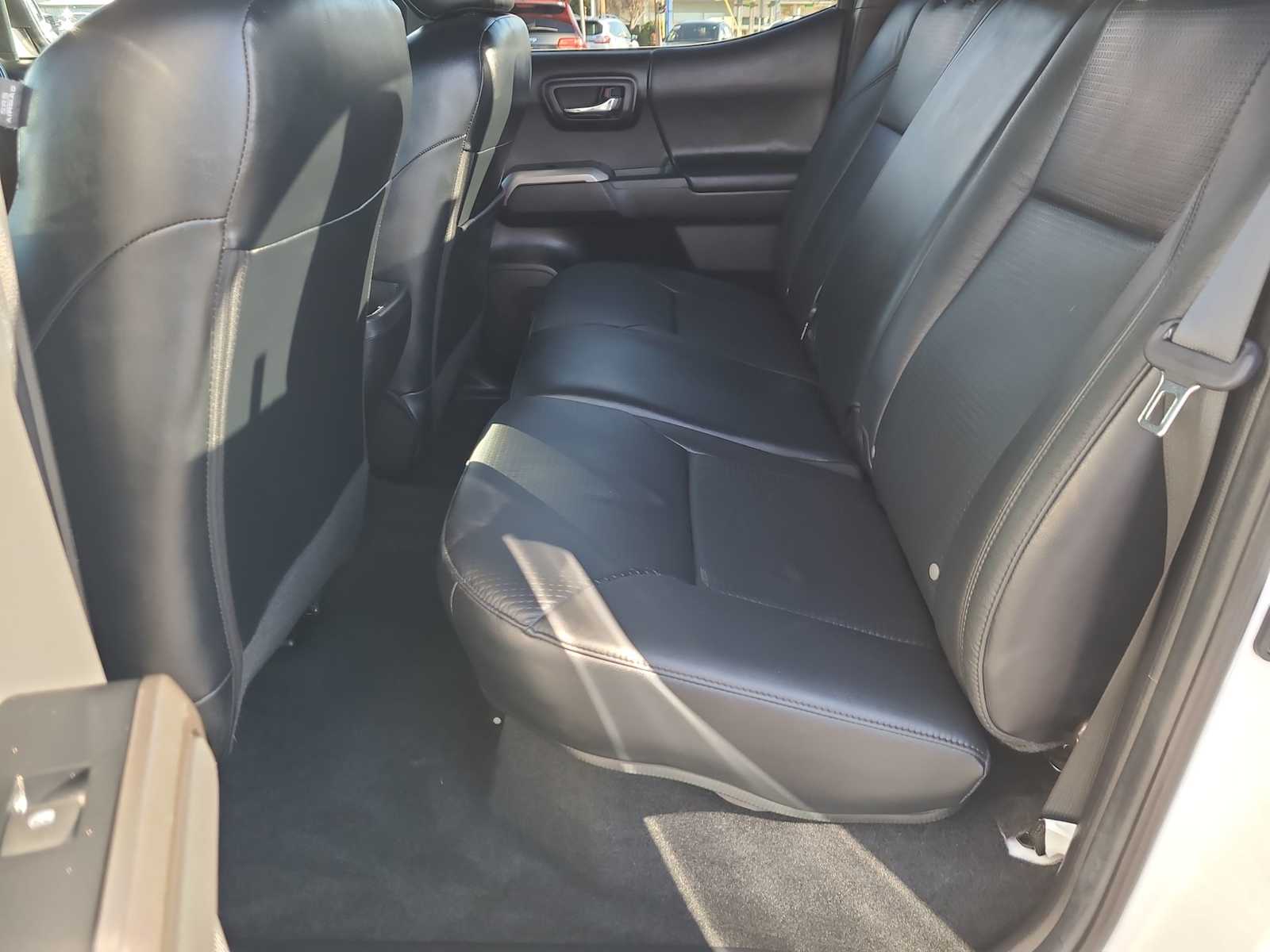 Thumbnail: 2023 Toyota Tacoma - 21