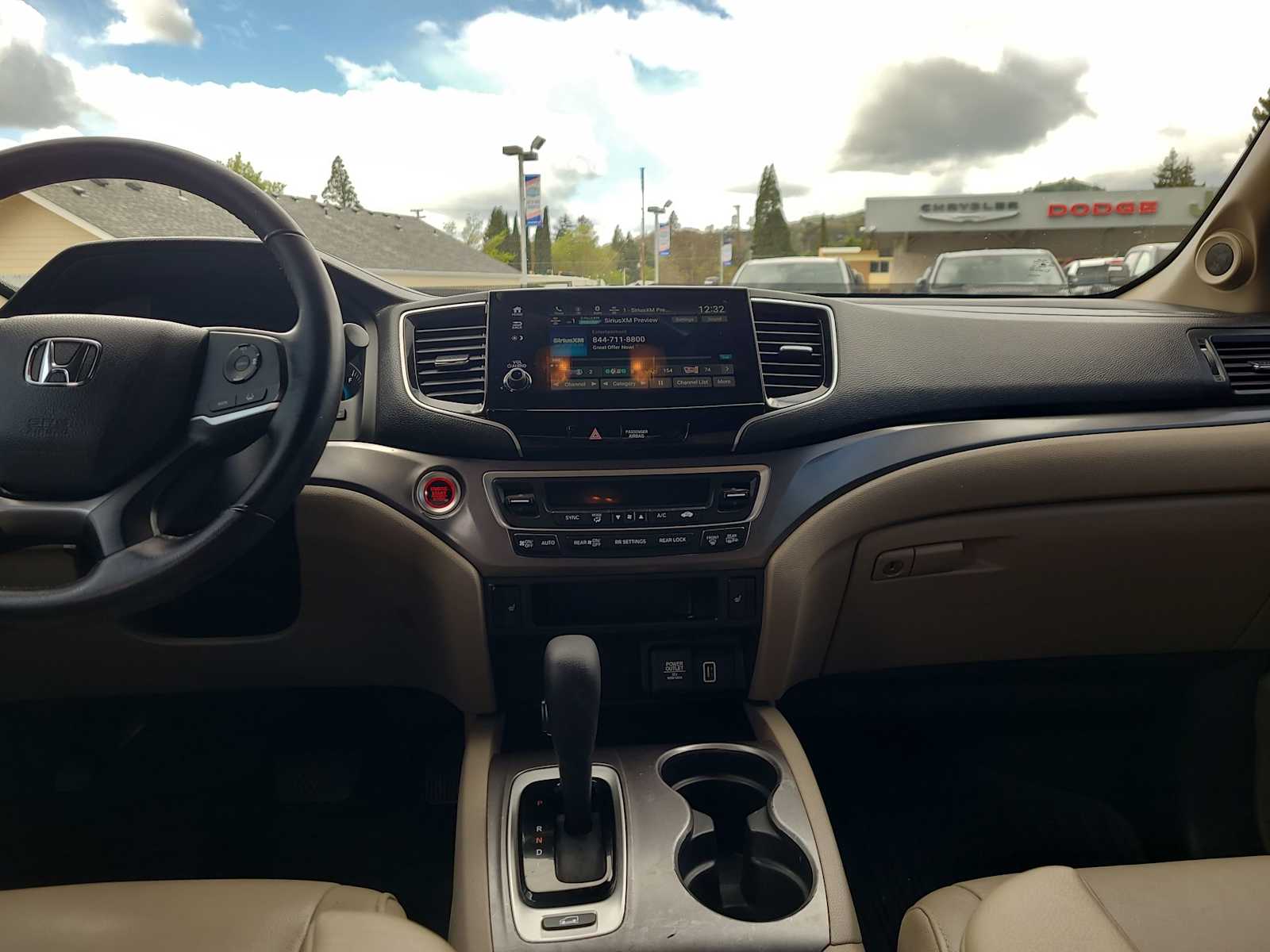Thumbnail: 2019 Honda Pilot - 18
