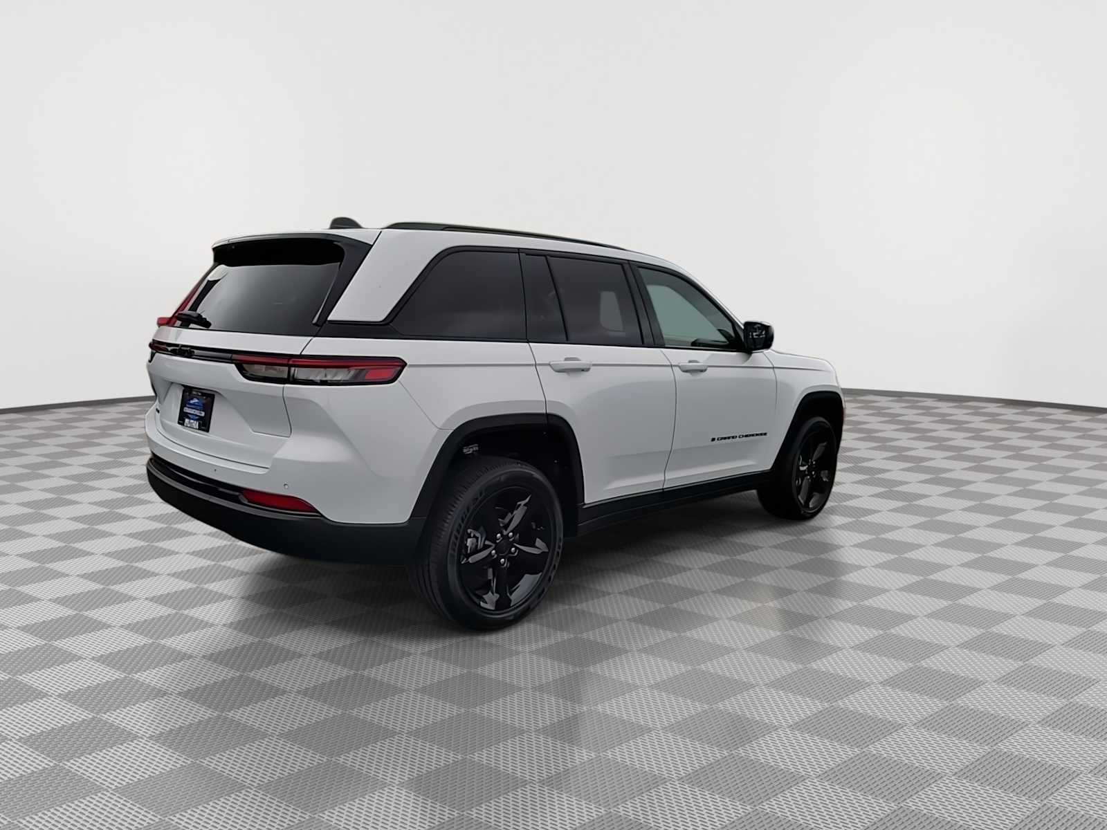 Thumbnail: 2025 Jeep Grand Cherokee - 8