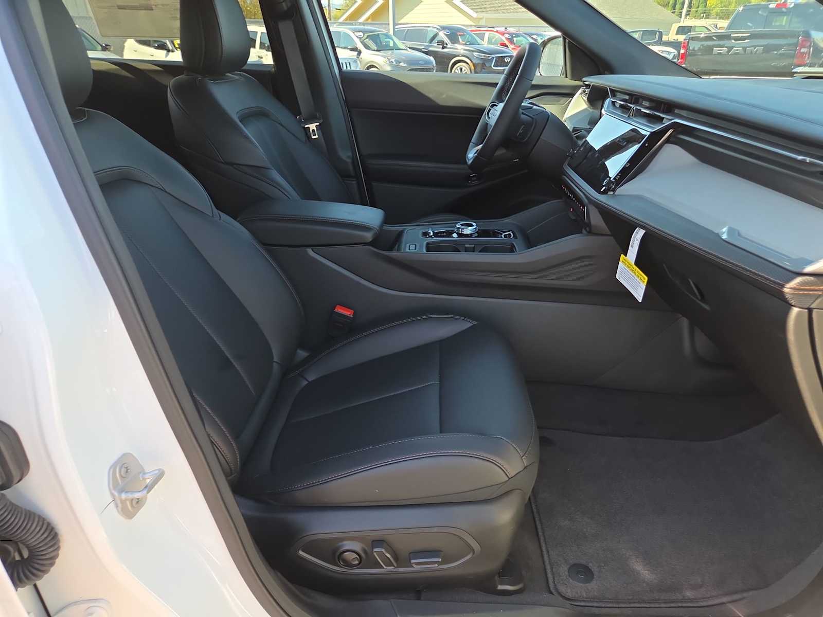 2026 Jeep Cherokee Limited - Photo 22
