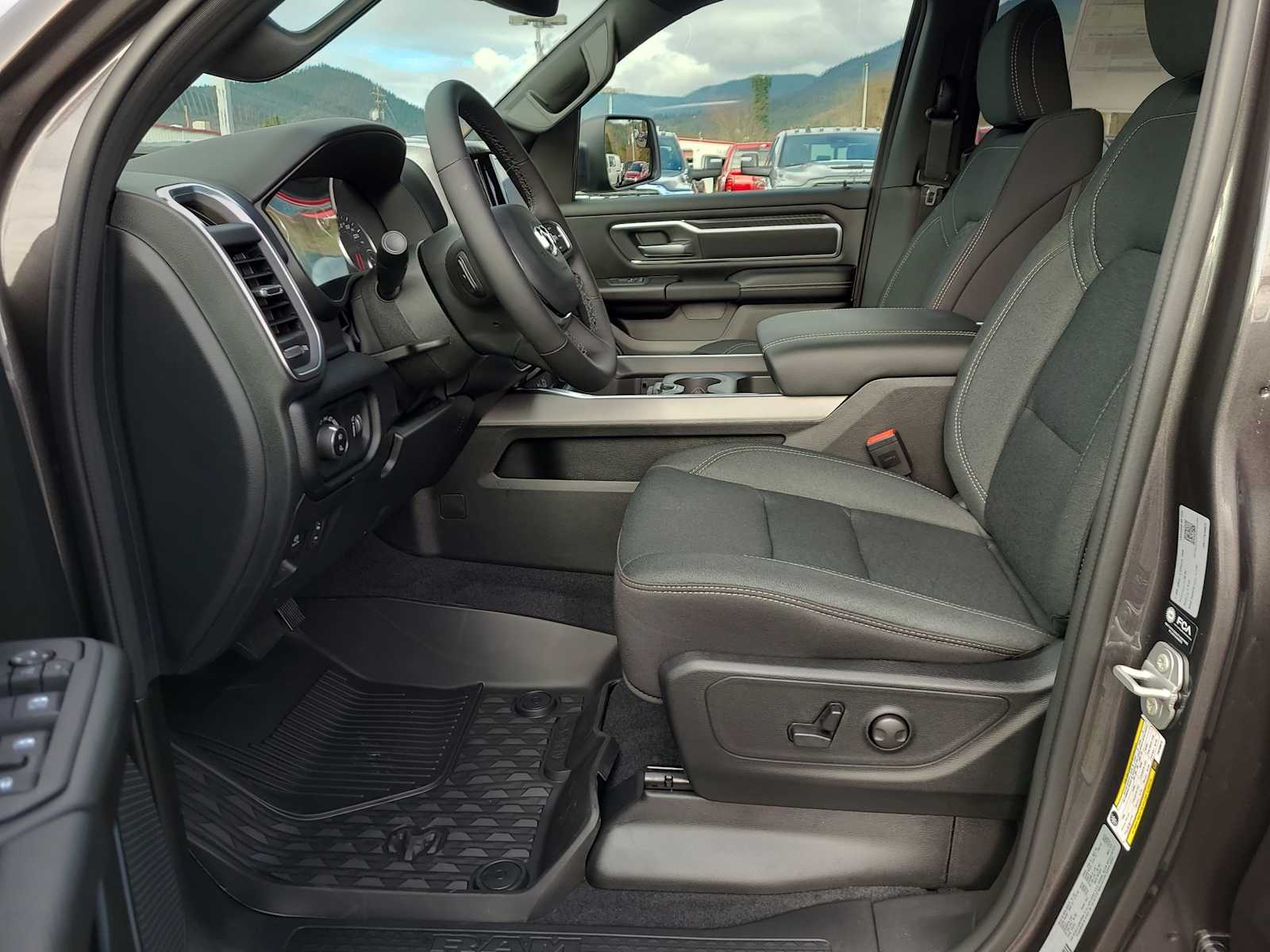 Thumbnail: 2026 RAM 1500 - 19