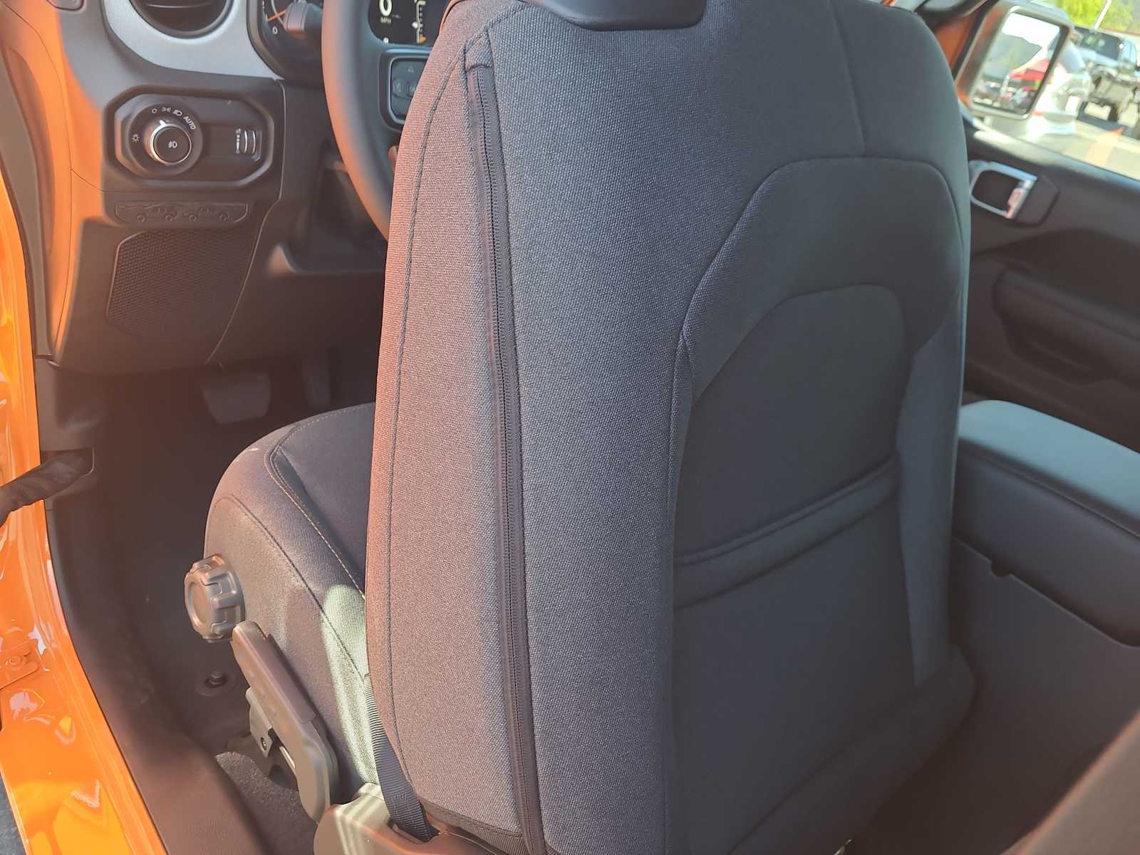 Thumbnail: 2025 Jeep Wrangler - 20