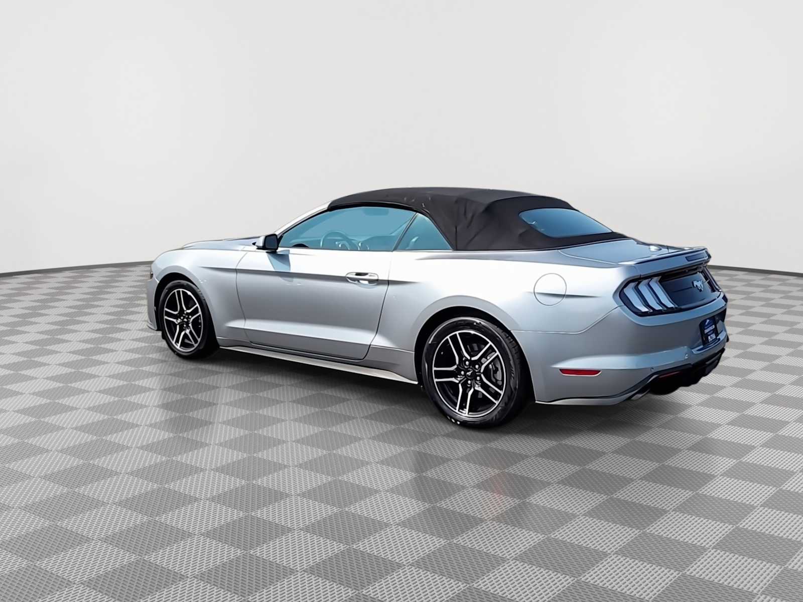 Thumbnail: 2023 Ford Mustang - 6