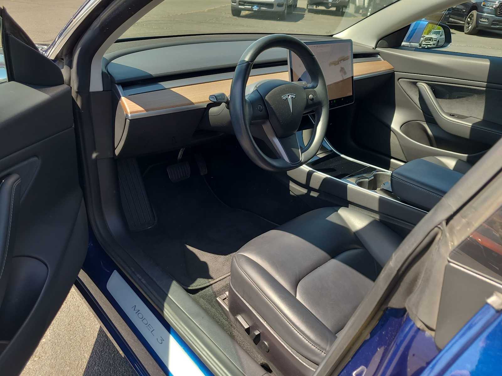 Thumbnail: 2019 Tesla Model 3 - 10