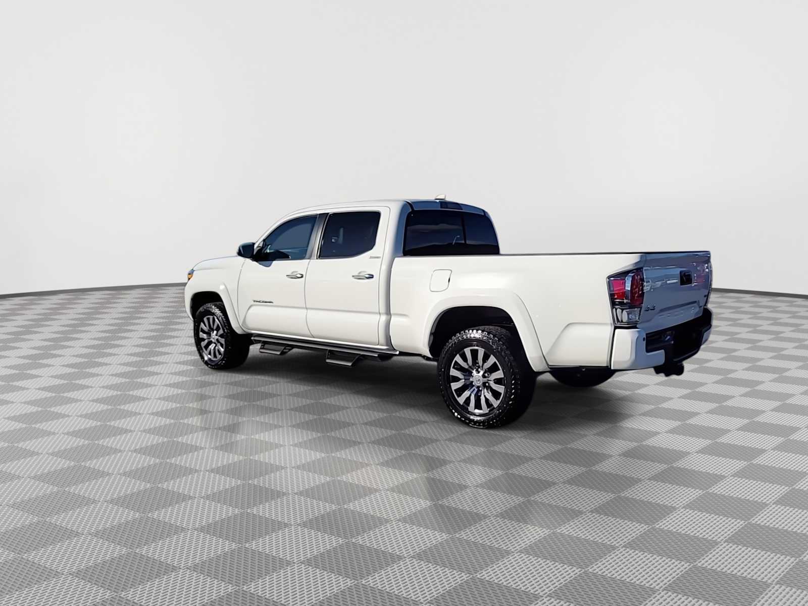 Thumbnail: 2023 Toyota Tacoma - 6
