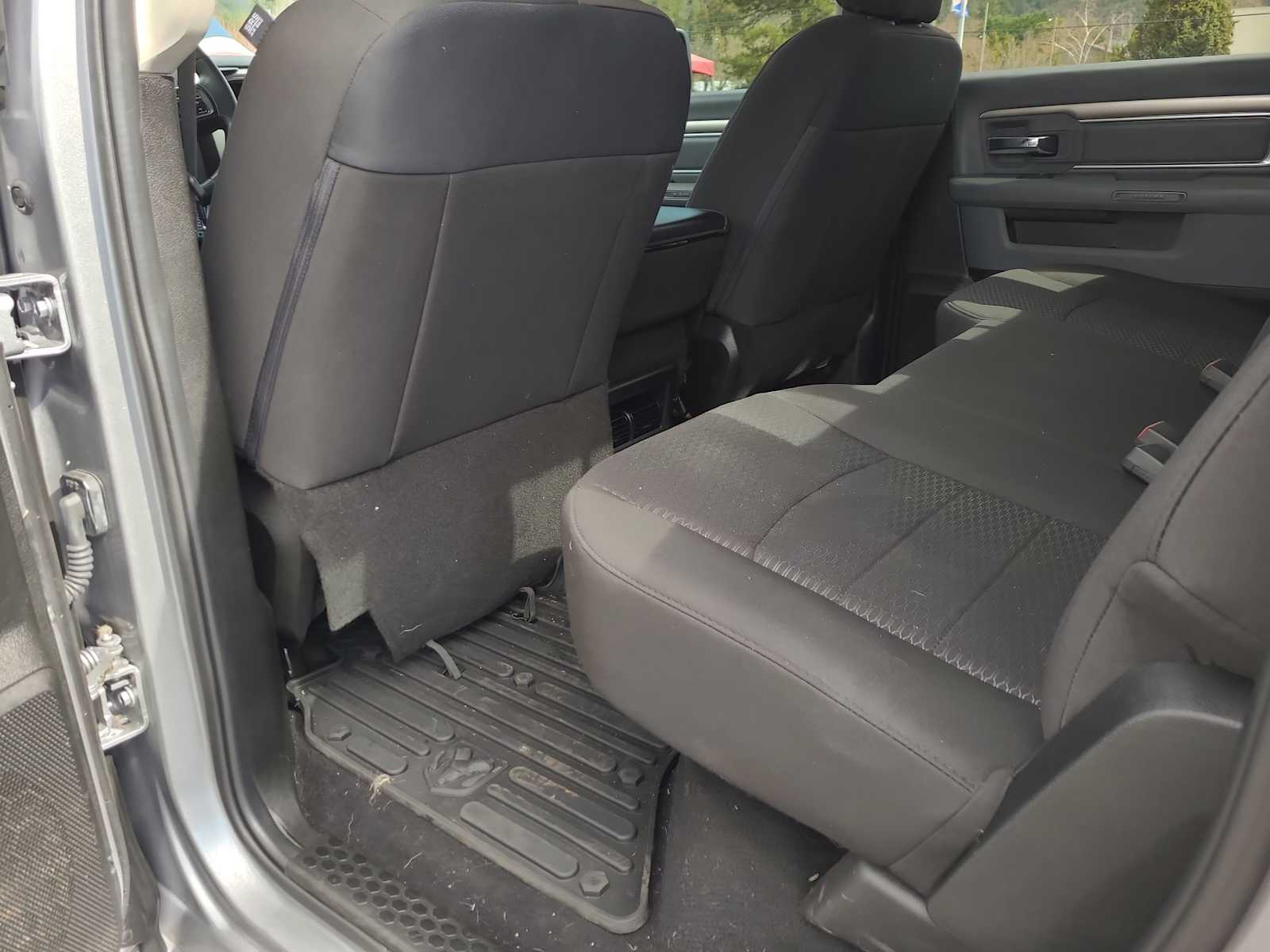 Thumbnail: 2020 RAM 1500 Classic - 20