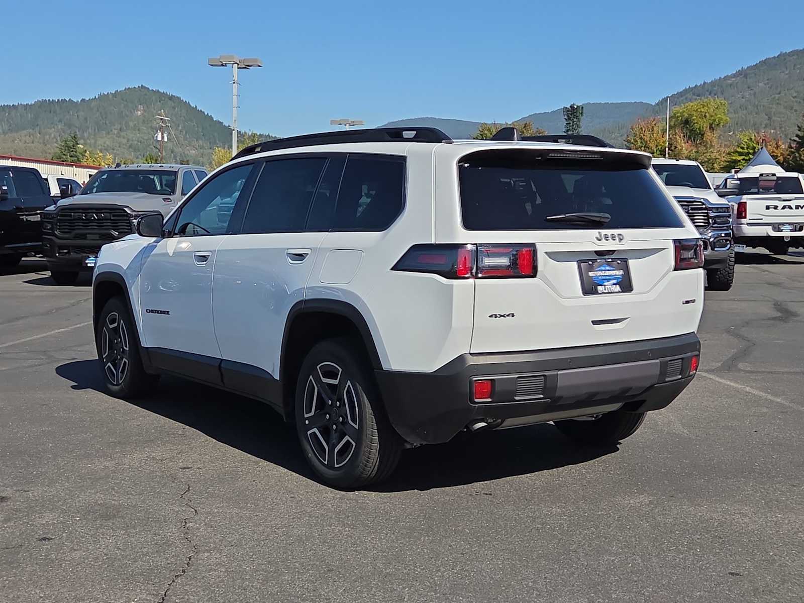 2026 Jeep Cherokee Limited - Photo 12