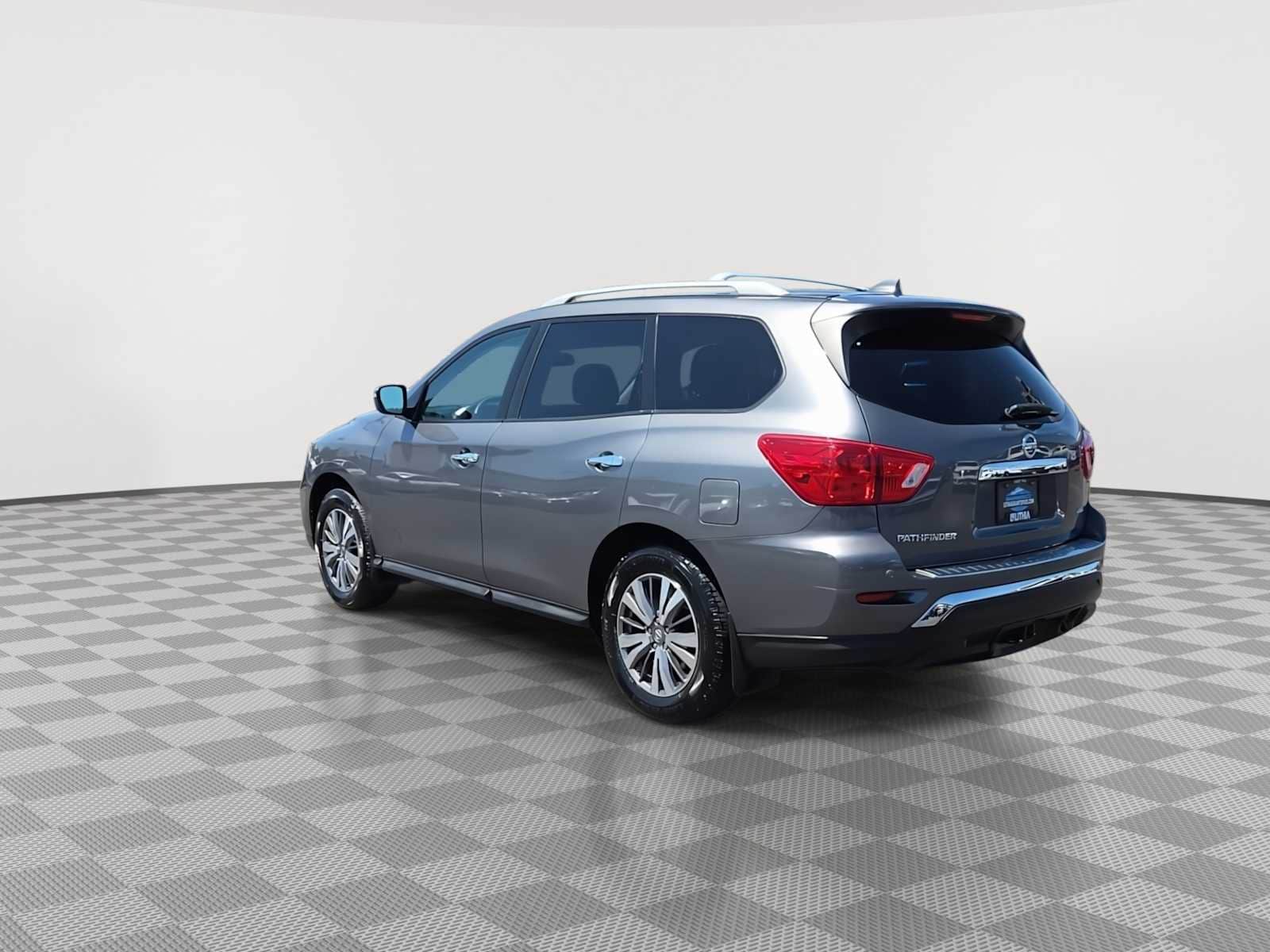 Thumbnail: 2020 Nissan Pathfinder - 6