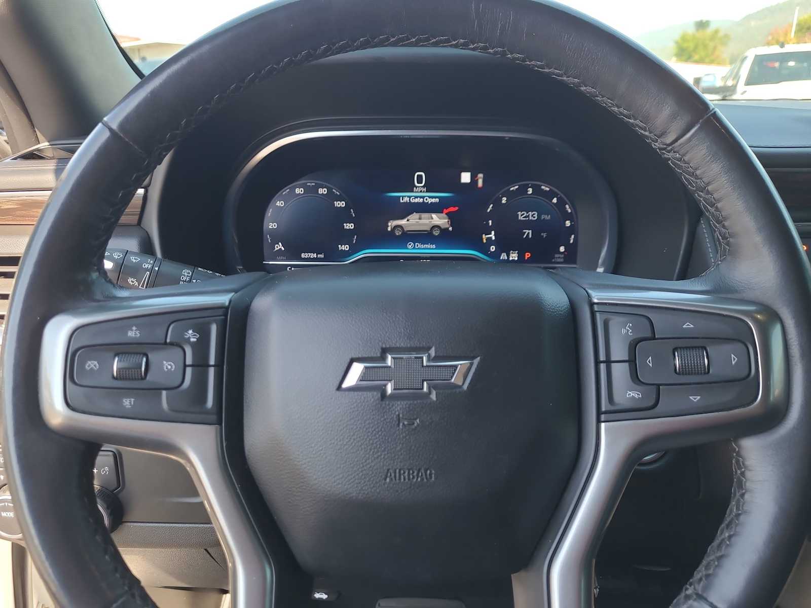 Thumbnail: 2022 Chevrolet Tahoe - 23