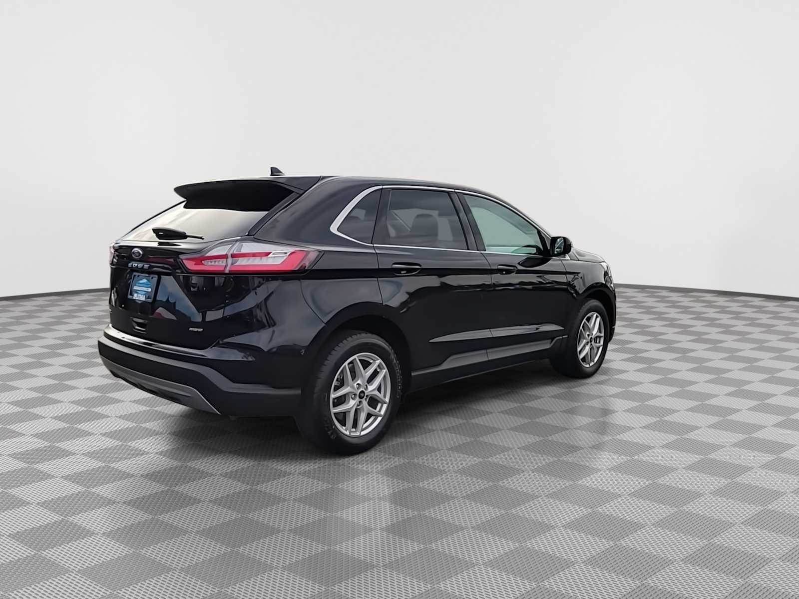 Thumbnail: 2024 Ford Edge - 8