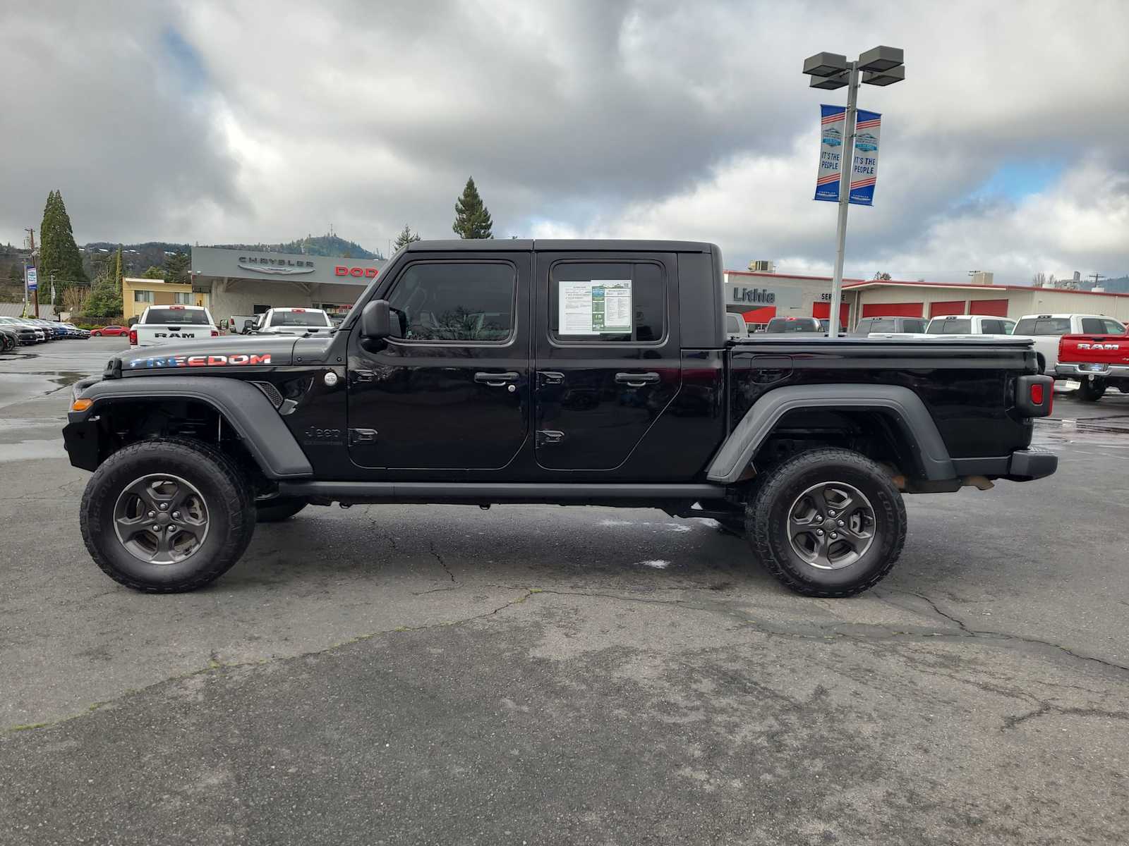 Thumbnail: 2020 Jeep Gladiator - 11