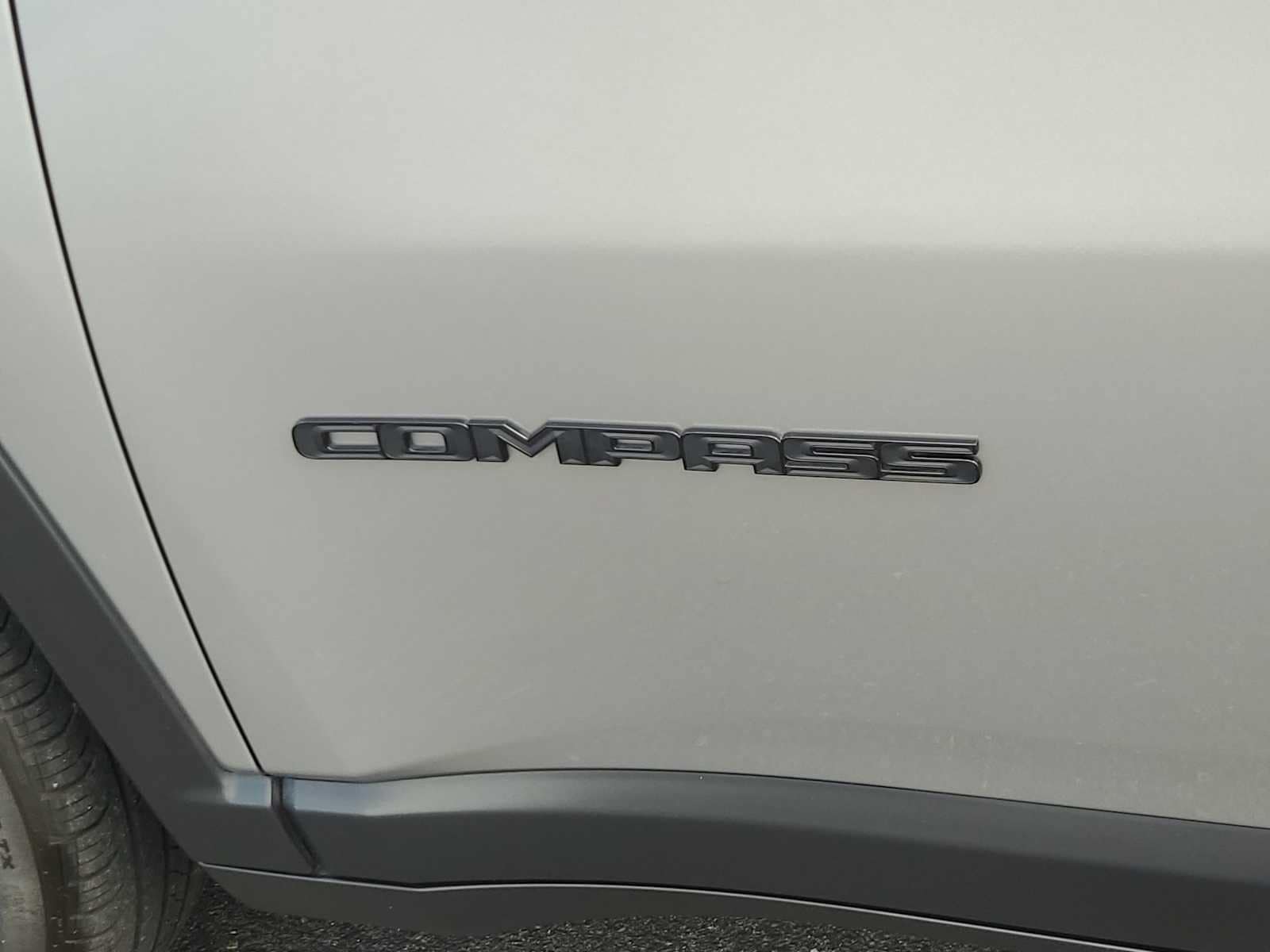 Thumbnail: 2023 Jeep Compass - 15