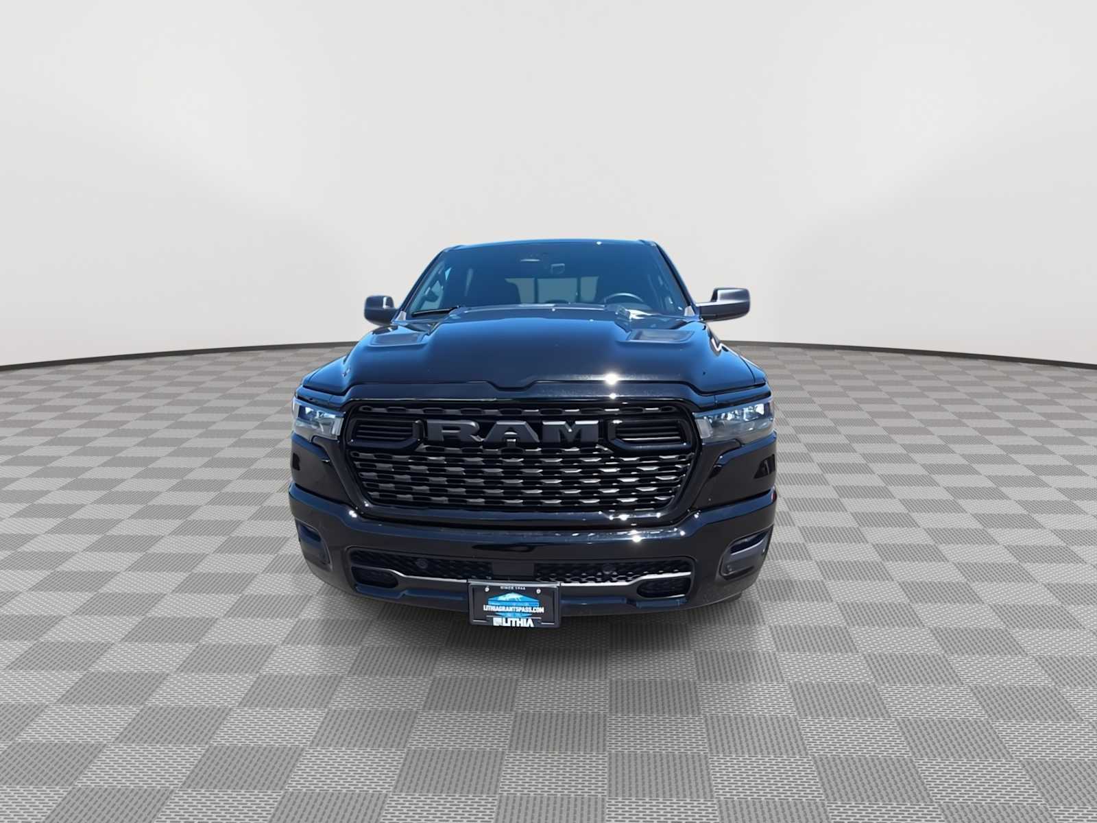 Thumbnail: 2026 RAM 1500 - 3