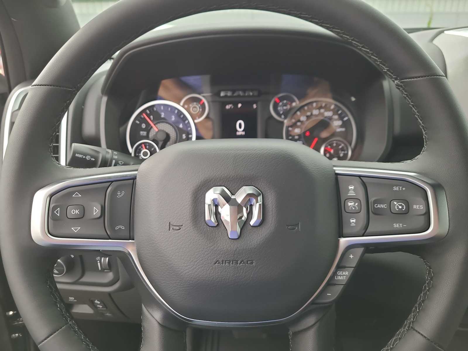 Thumbnail: 2025 RAM 1500 - 23