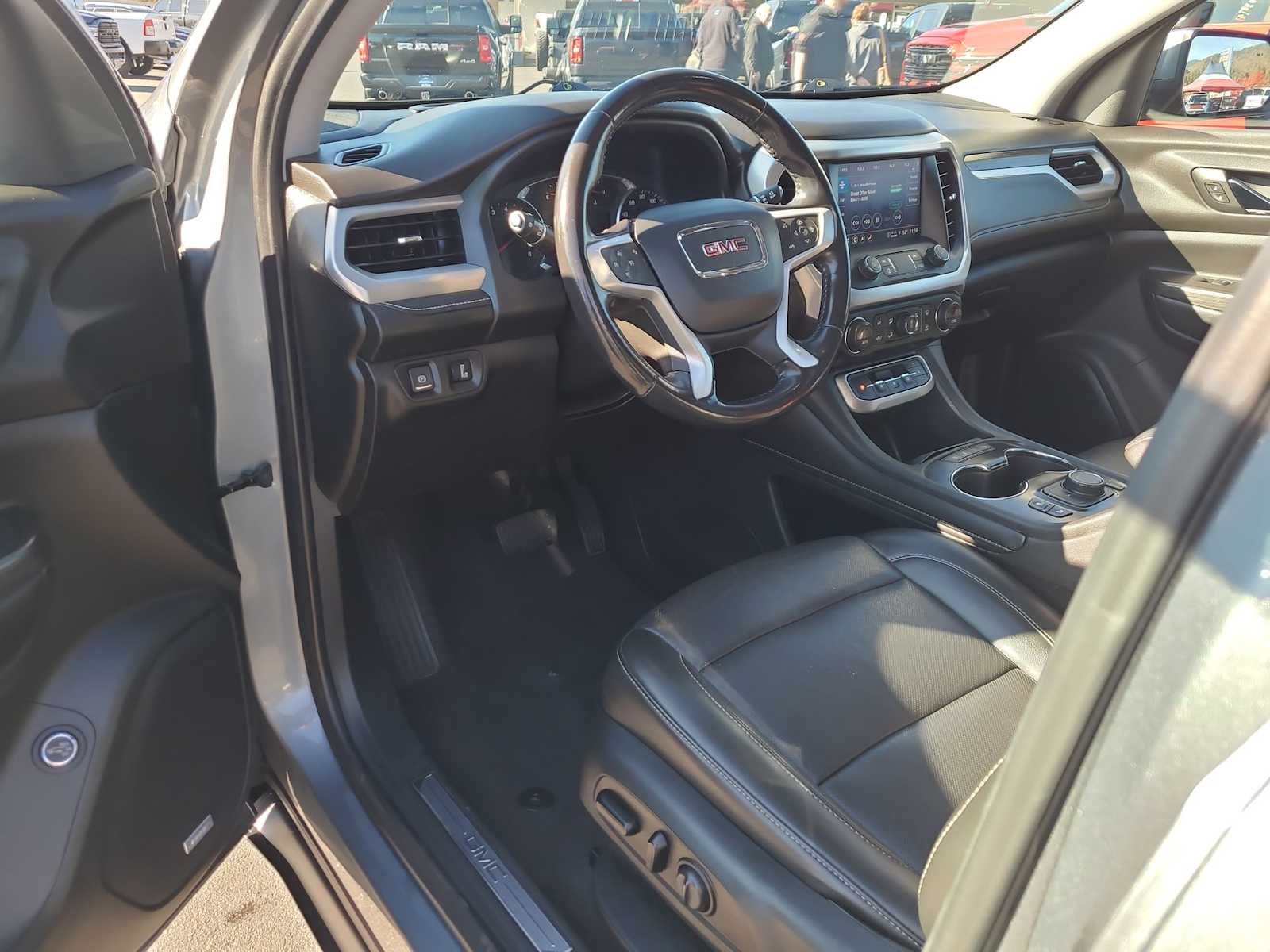 Thumbnail: 2021 GMC Acadia - 10