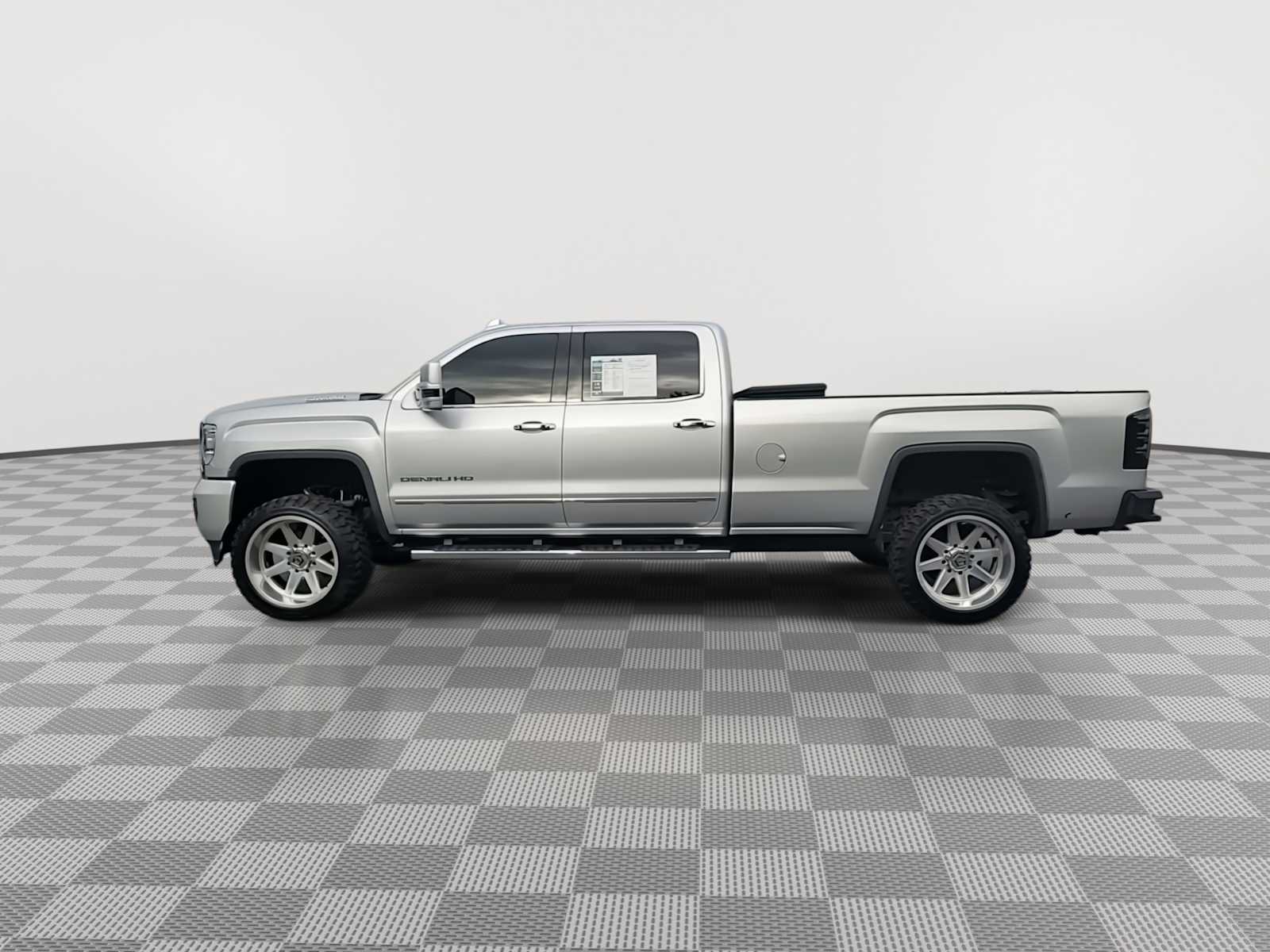 Thumbnail: 2018 GMC Sierra 3500 - 5