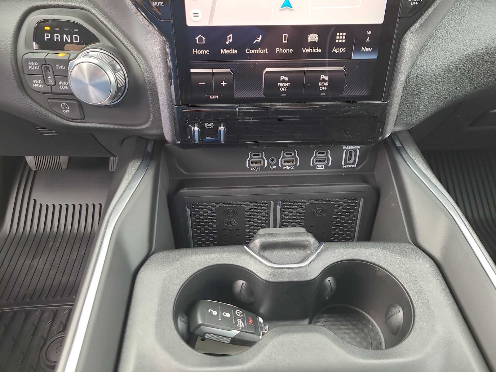 Thumbnail: 2026 RAM 1500 - 25