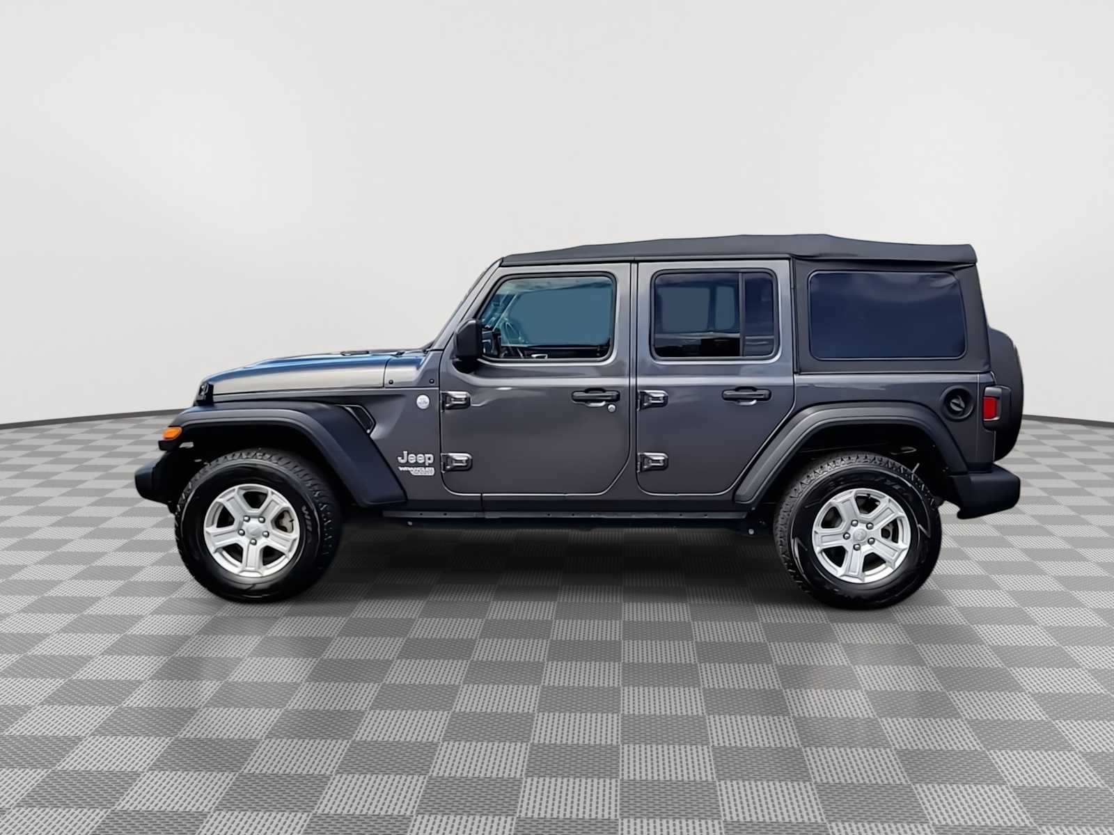 Thumbnail: 2021 Jeep Wrangler - 4