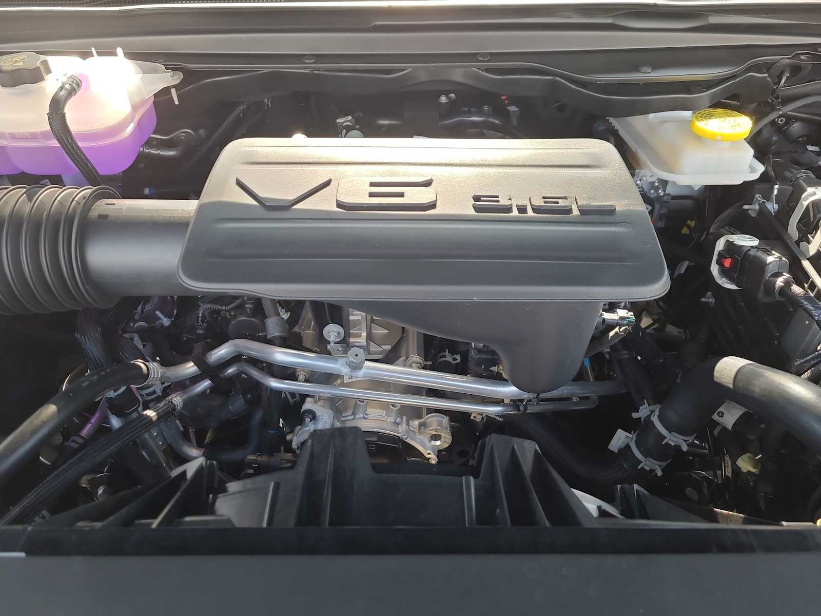 Thumbnail: 2025 RAM 1500 - 17