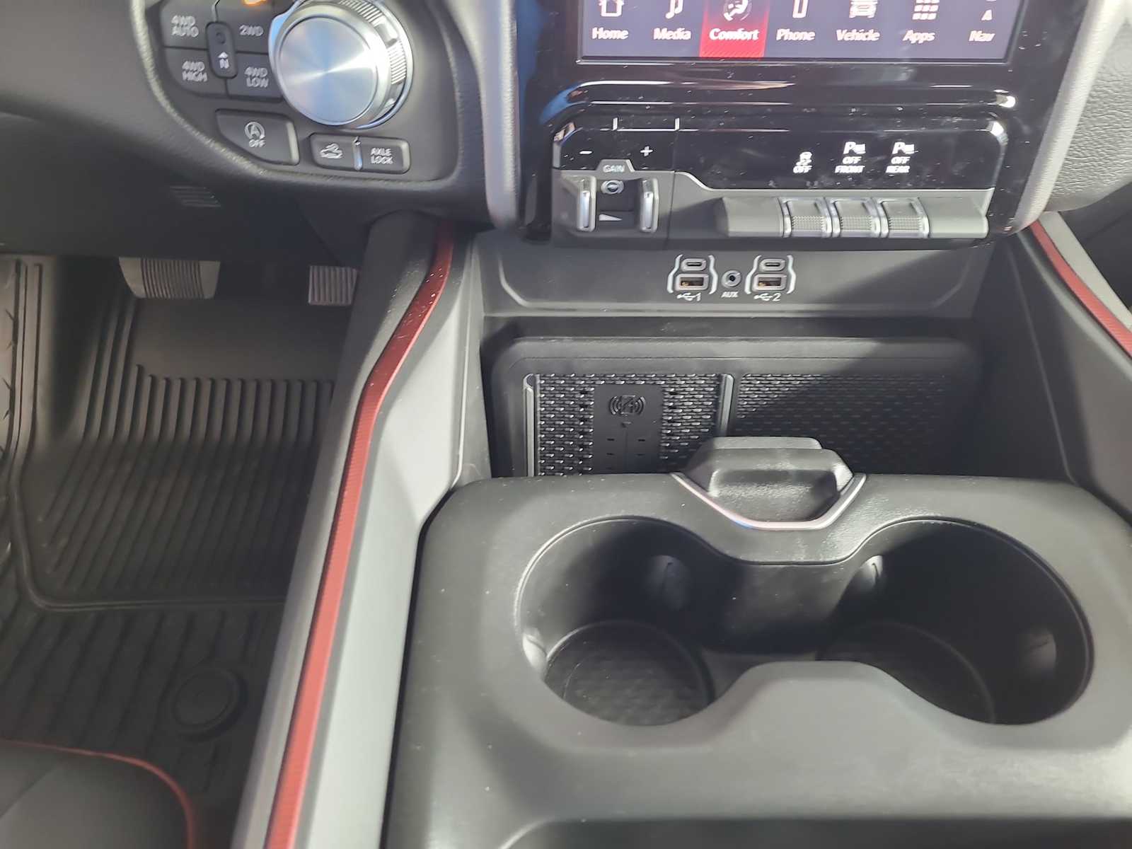 Thumbnail: 2026 RAM 1500 - 25