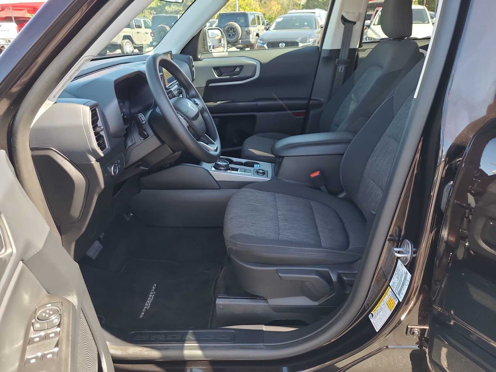 Thumbnail: 2021 Ford Bronco Sport - 21