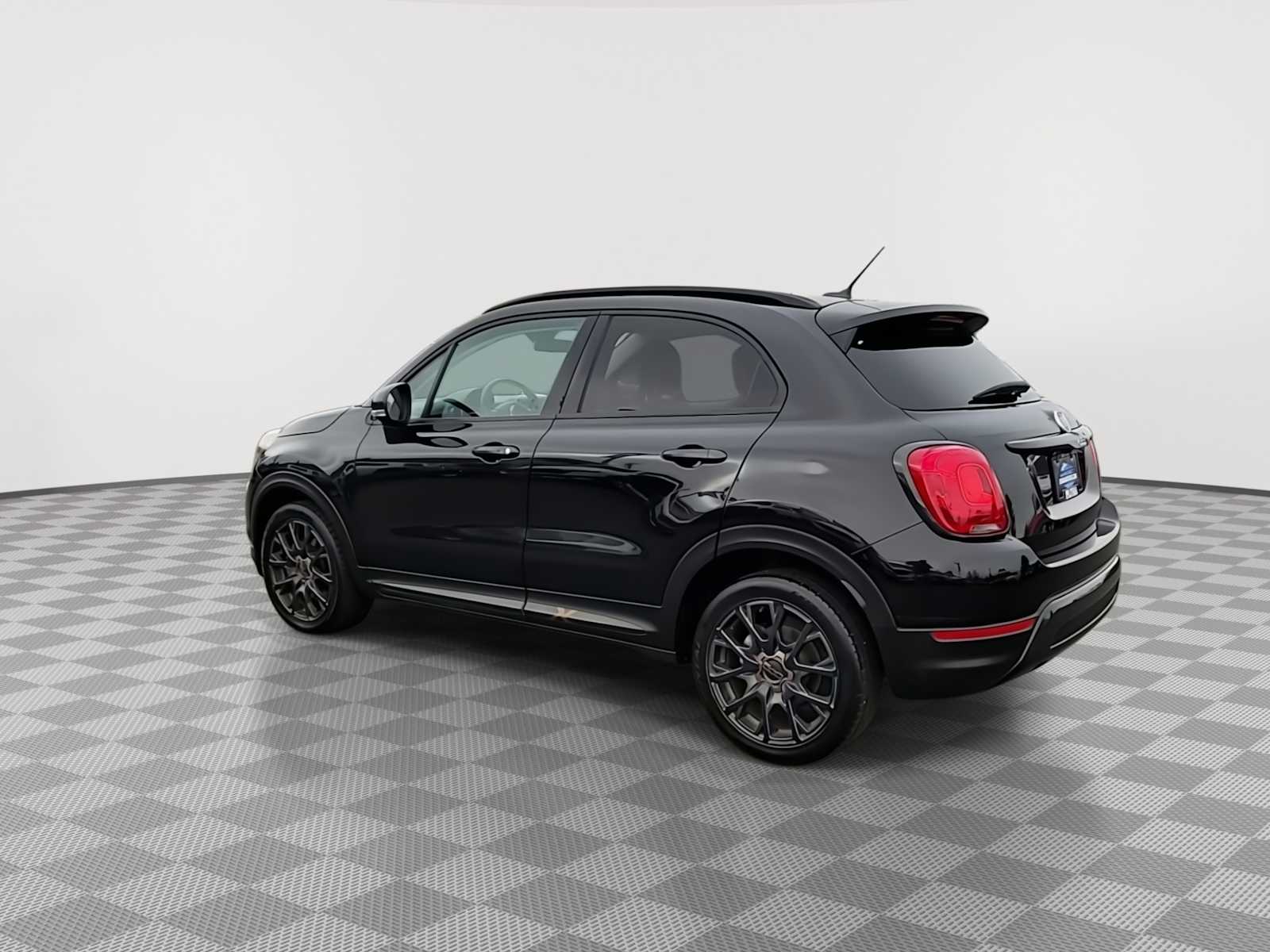 Thumbnail: 2017 Fiat 500X - 6