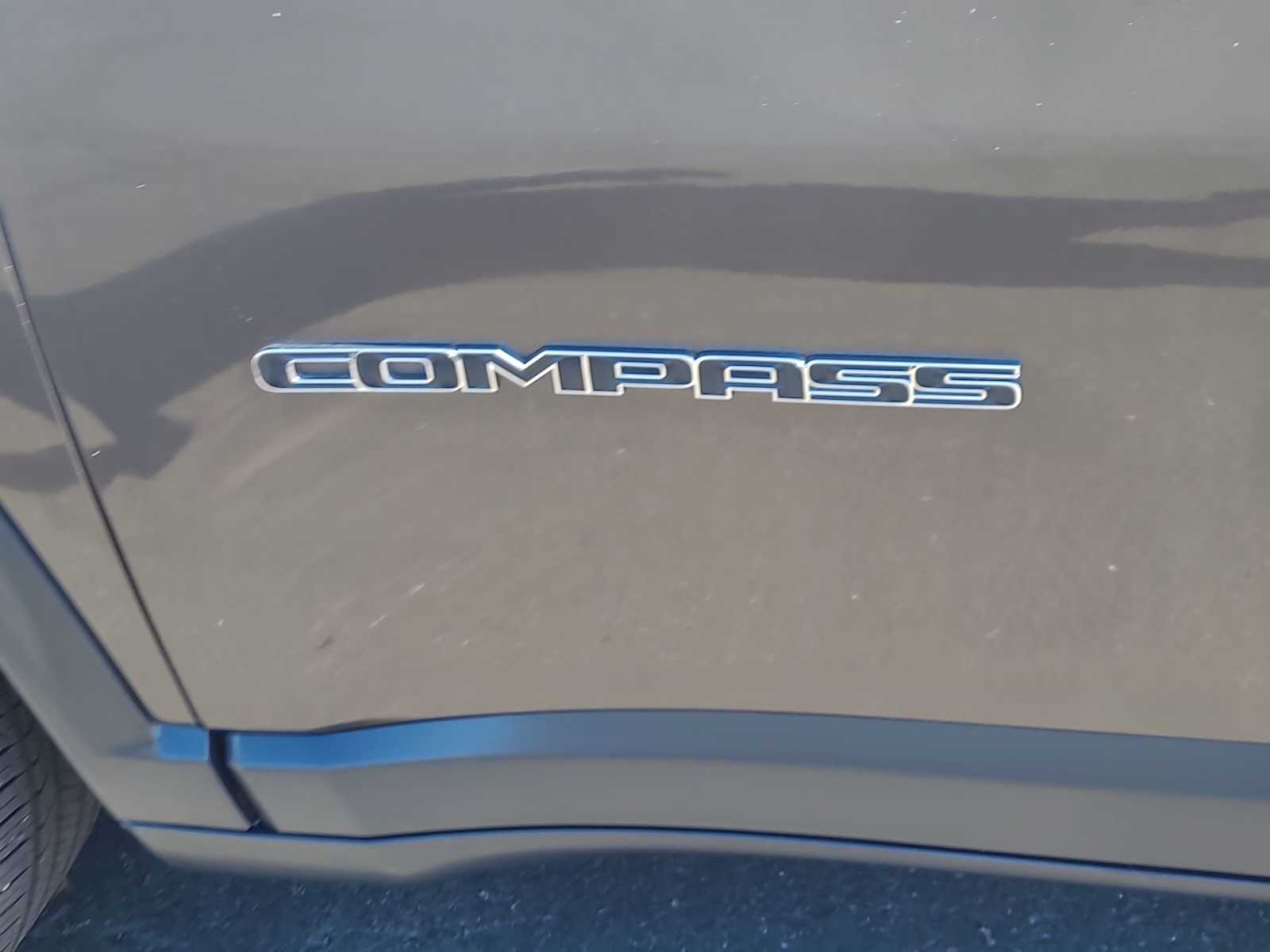 Thumbnail: 2019 Jeep Compass - 15