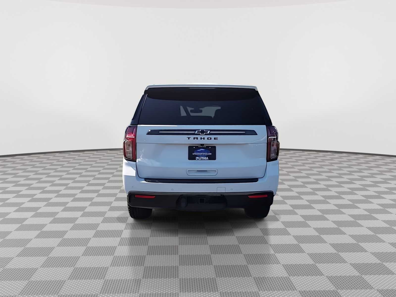 Thumbnail: 2022 Chevrolet Tahoe - 7