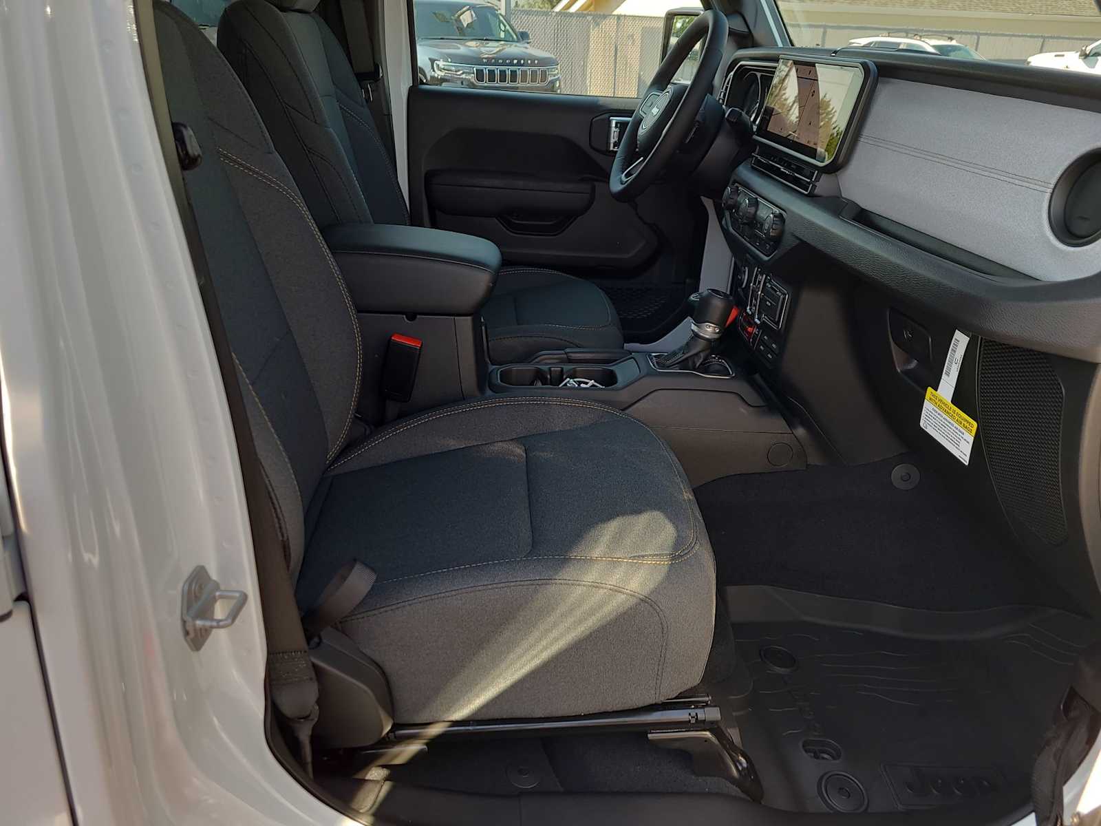 Thumbnail: 2025 Jeep Gladiator - 22