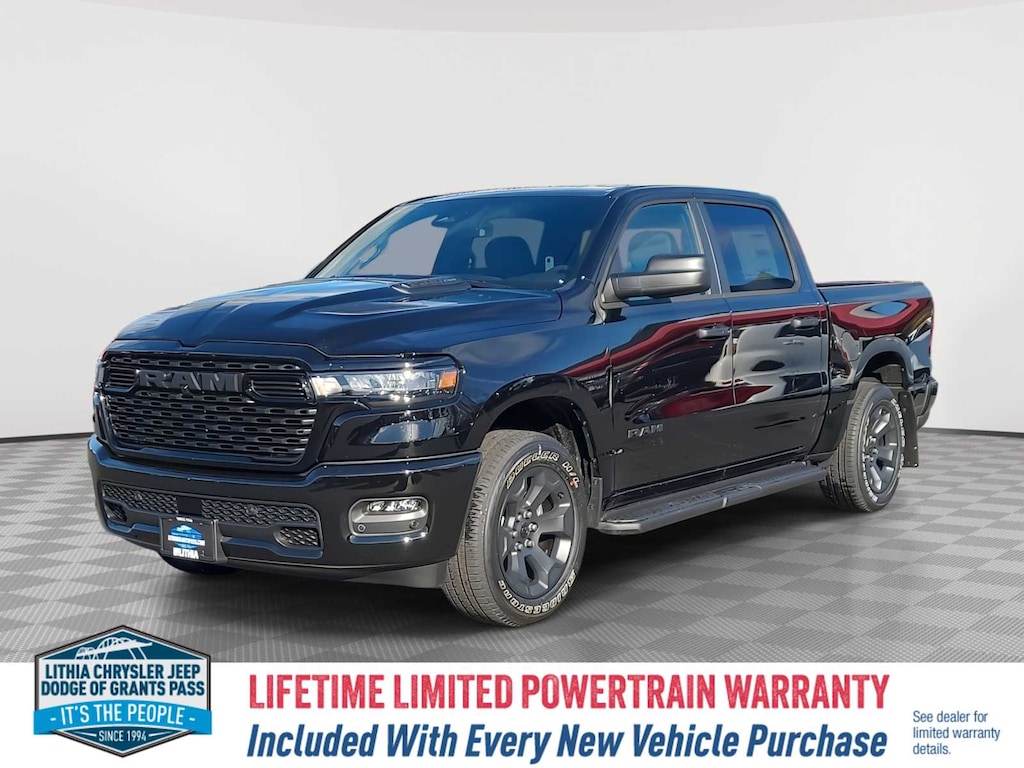 New 2026 Ram 1500 EXPRESS CREW CAB 4X4 5'7 BOX Pickup