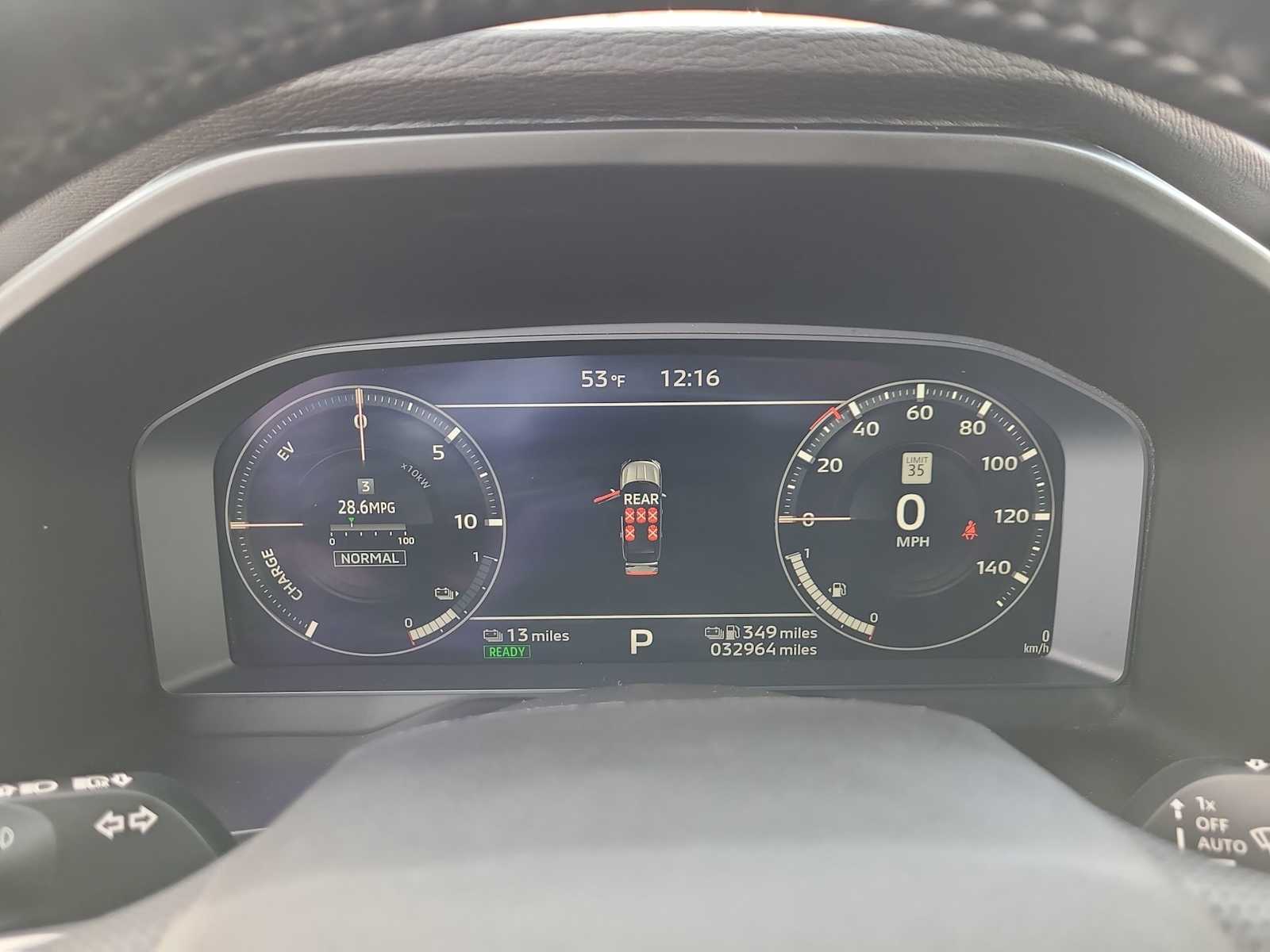 Thumbnail: 2024 Mitsubishi Outlander - 26