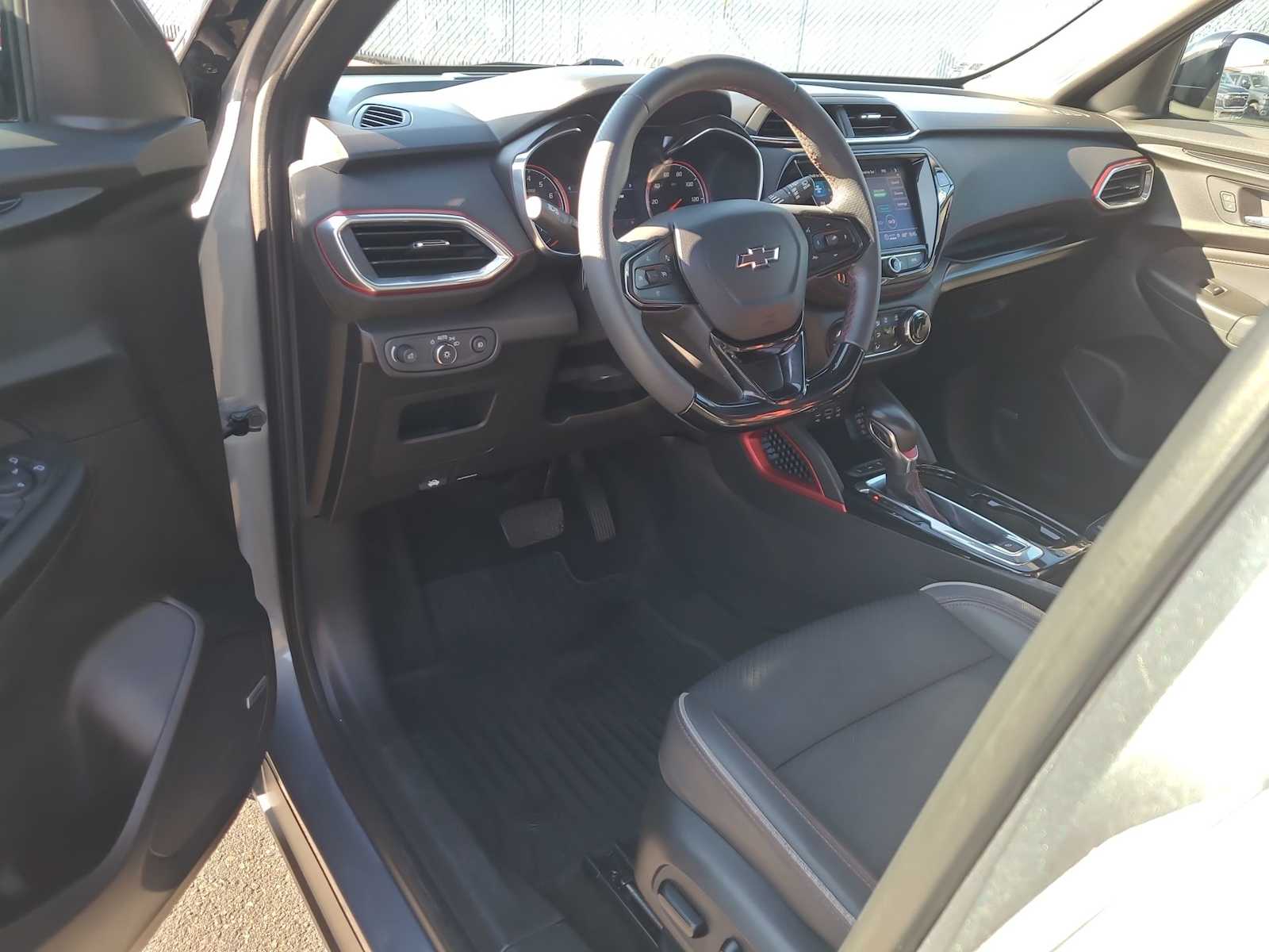 Thumbnail: 2021 Chevrolet TrailBlazer - 10