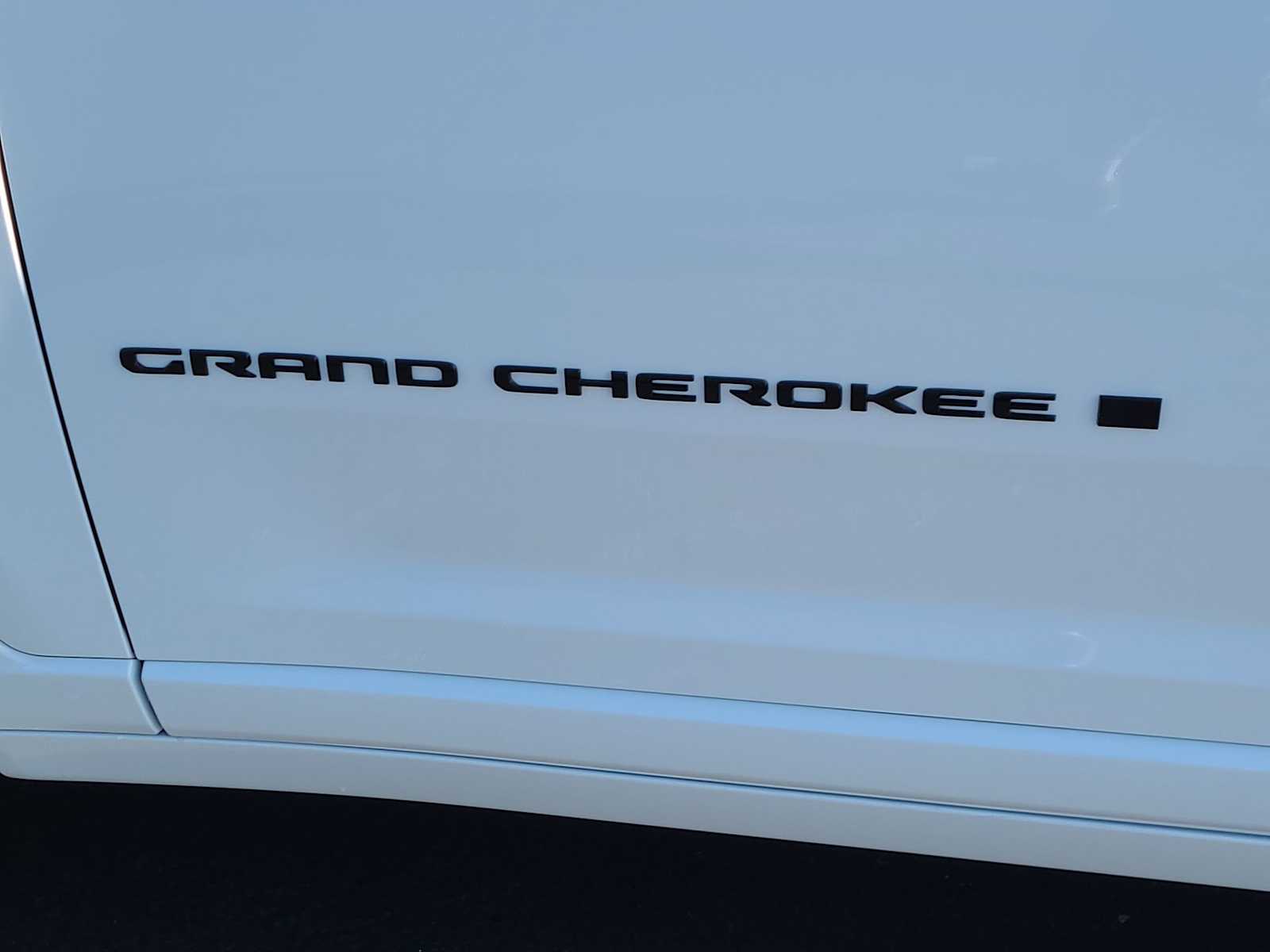Thumbnail: 2026 Jeep Grand Cherokee - 15
