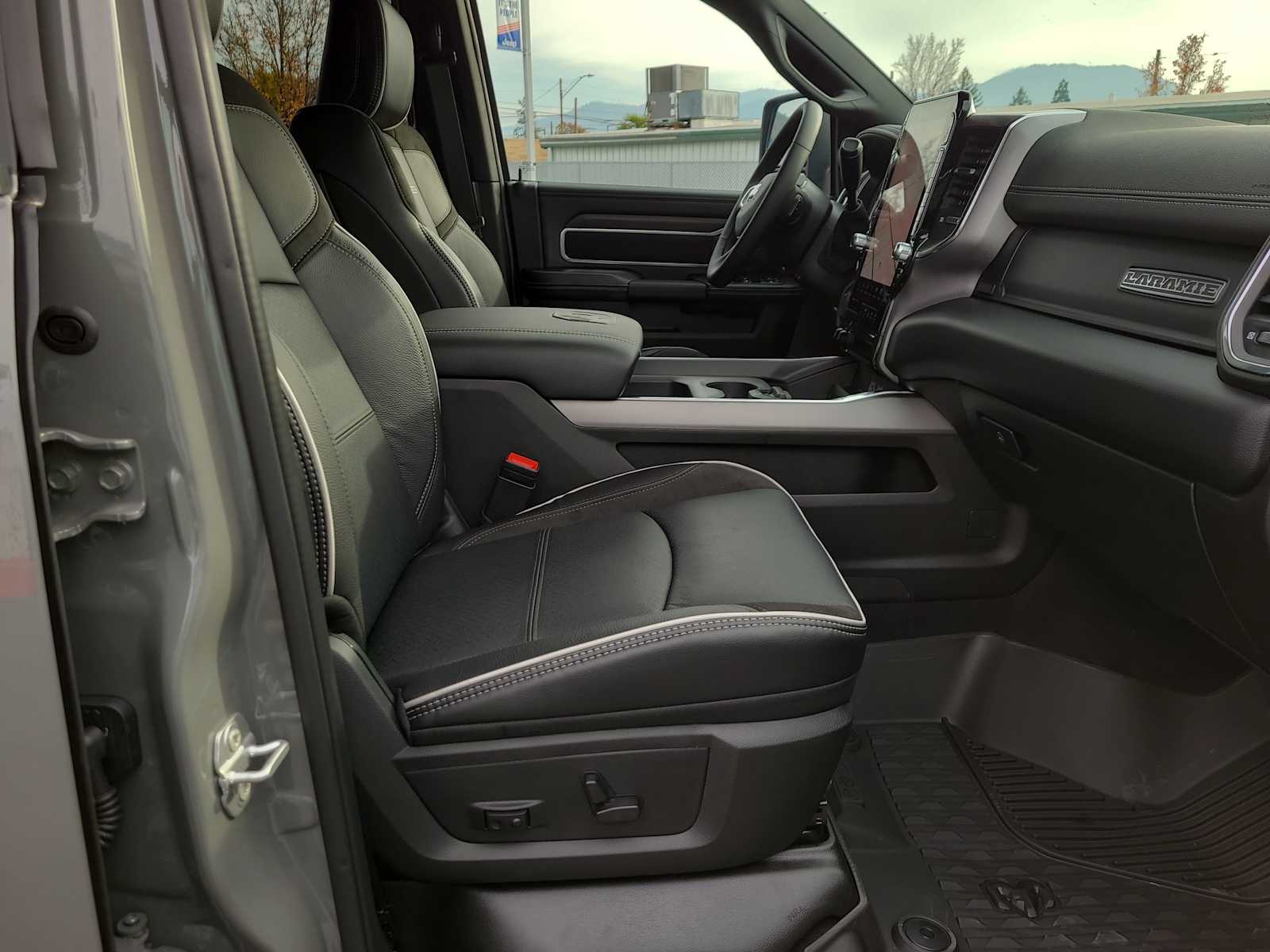 Thumbnail: 2026 RAM 3500 - 22