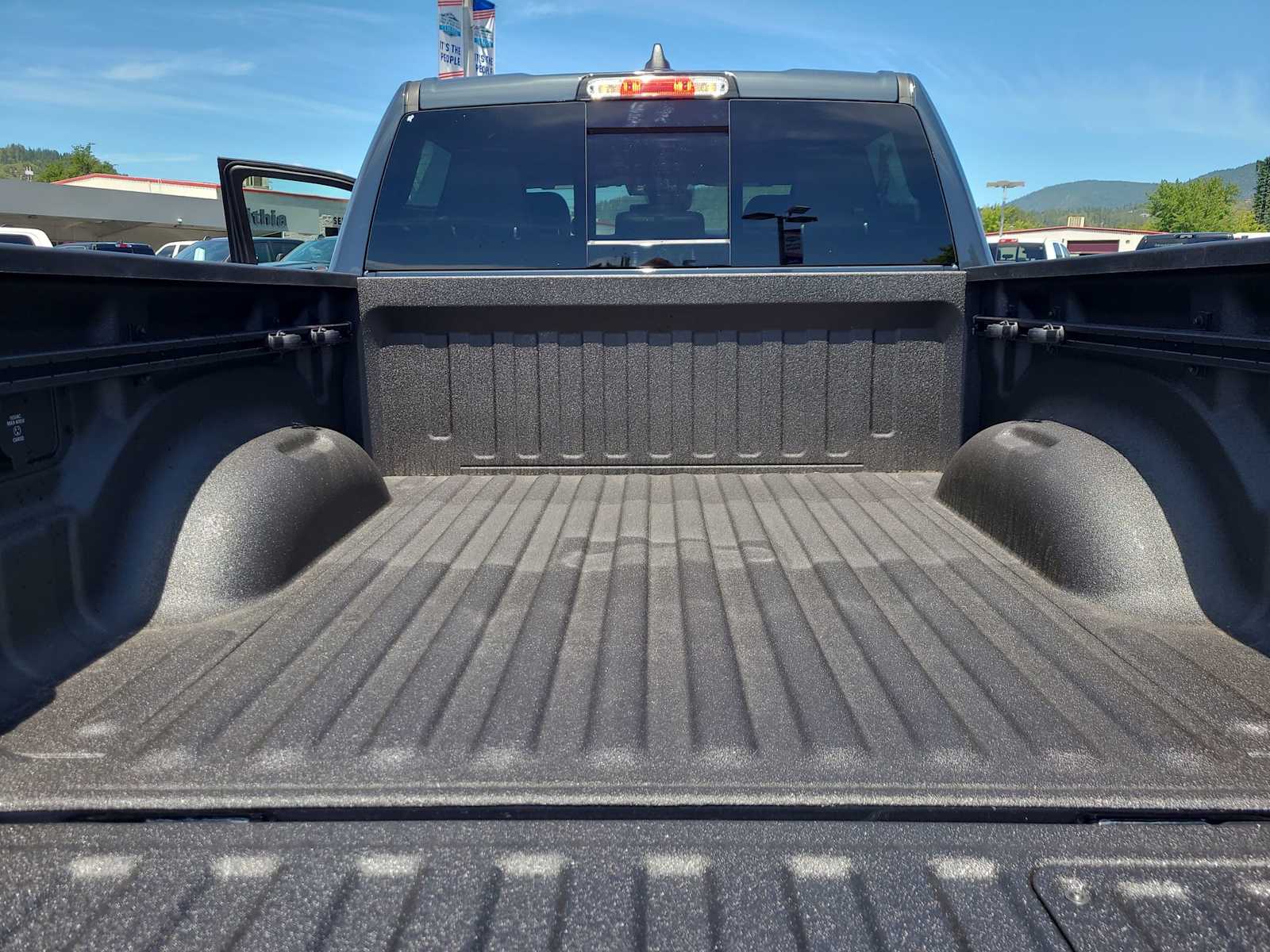 Thumbnail: 2025 RAM 1500 - 27