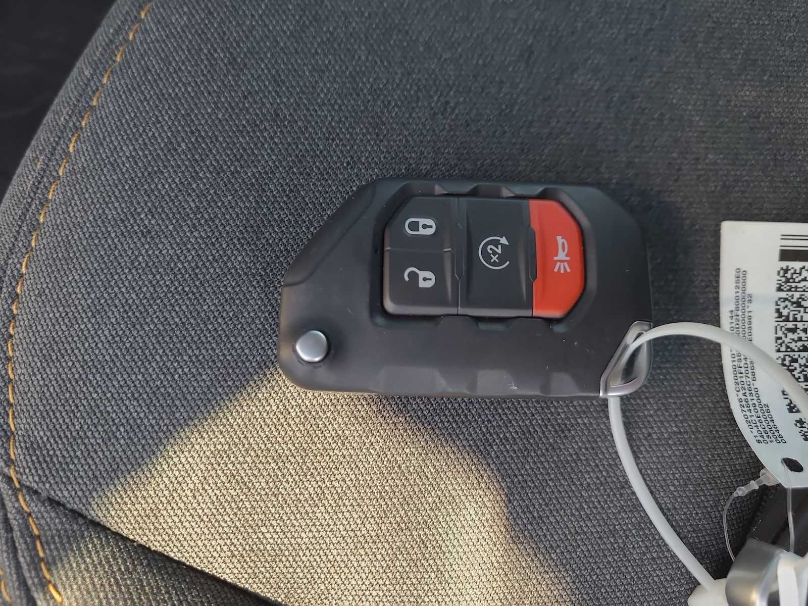 Thumbnail: 2025 Jeep Gladiator - 28