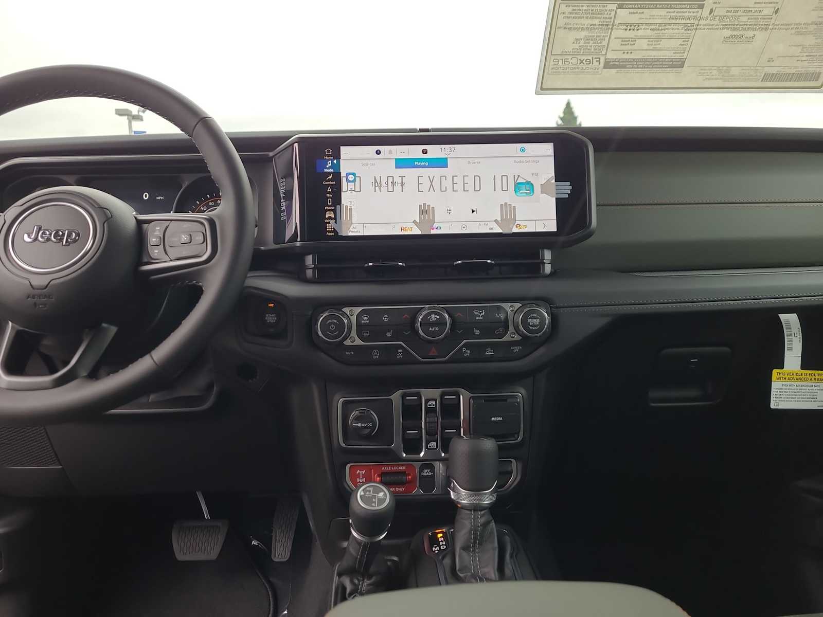 Thumbnail: 2026 Jeep Gladiator - 18